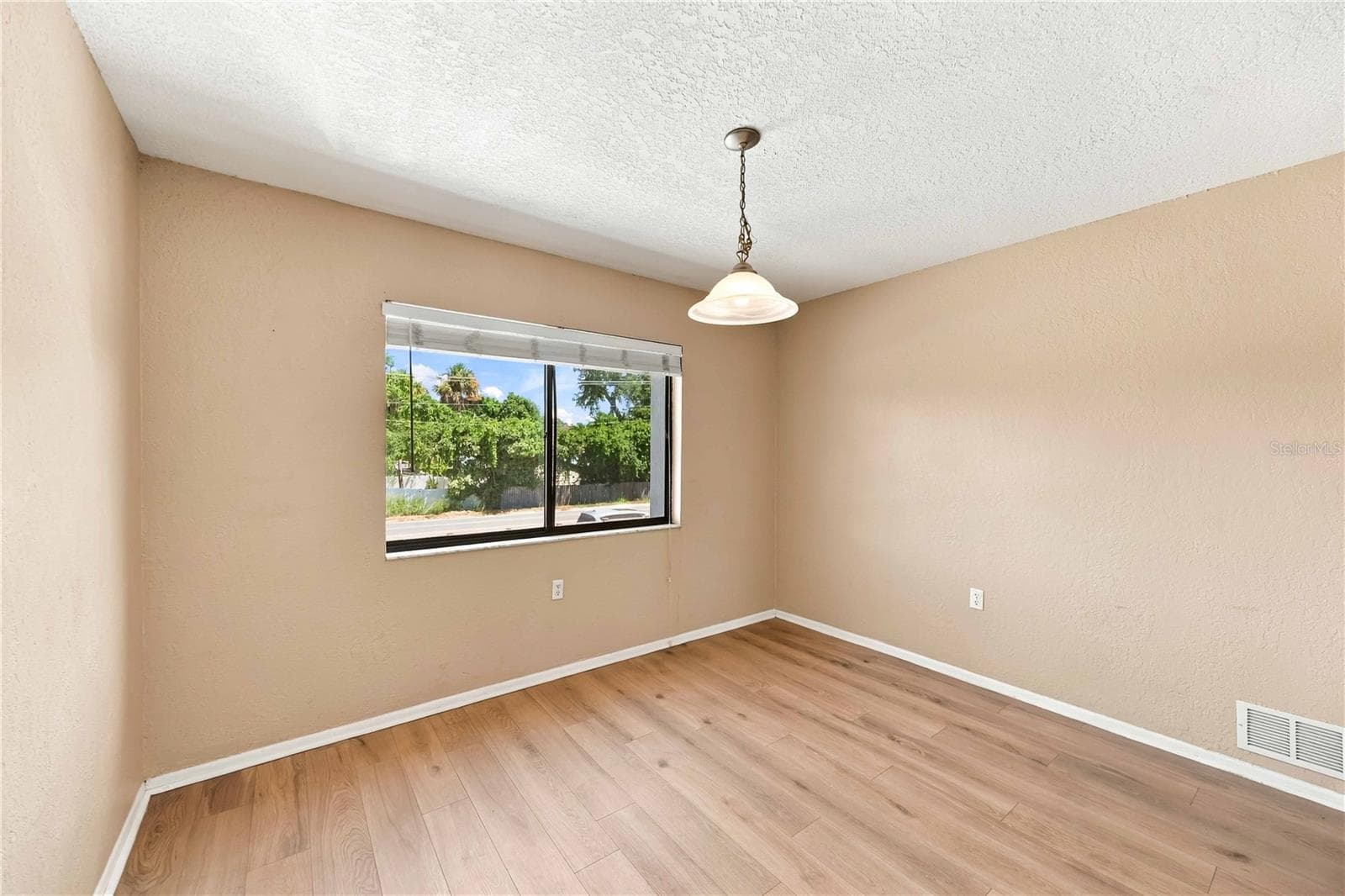 Condominium at 5310 26TH ST W #504, BRADENTON, photo 15 of 33