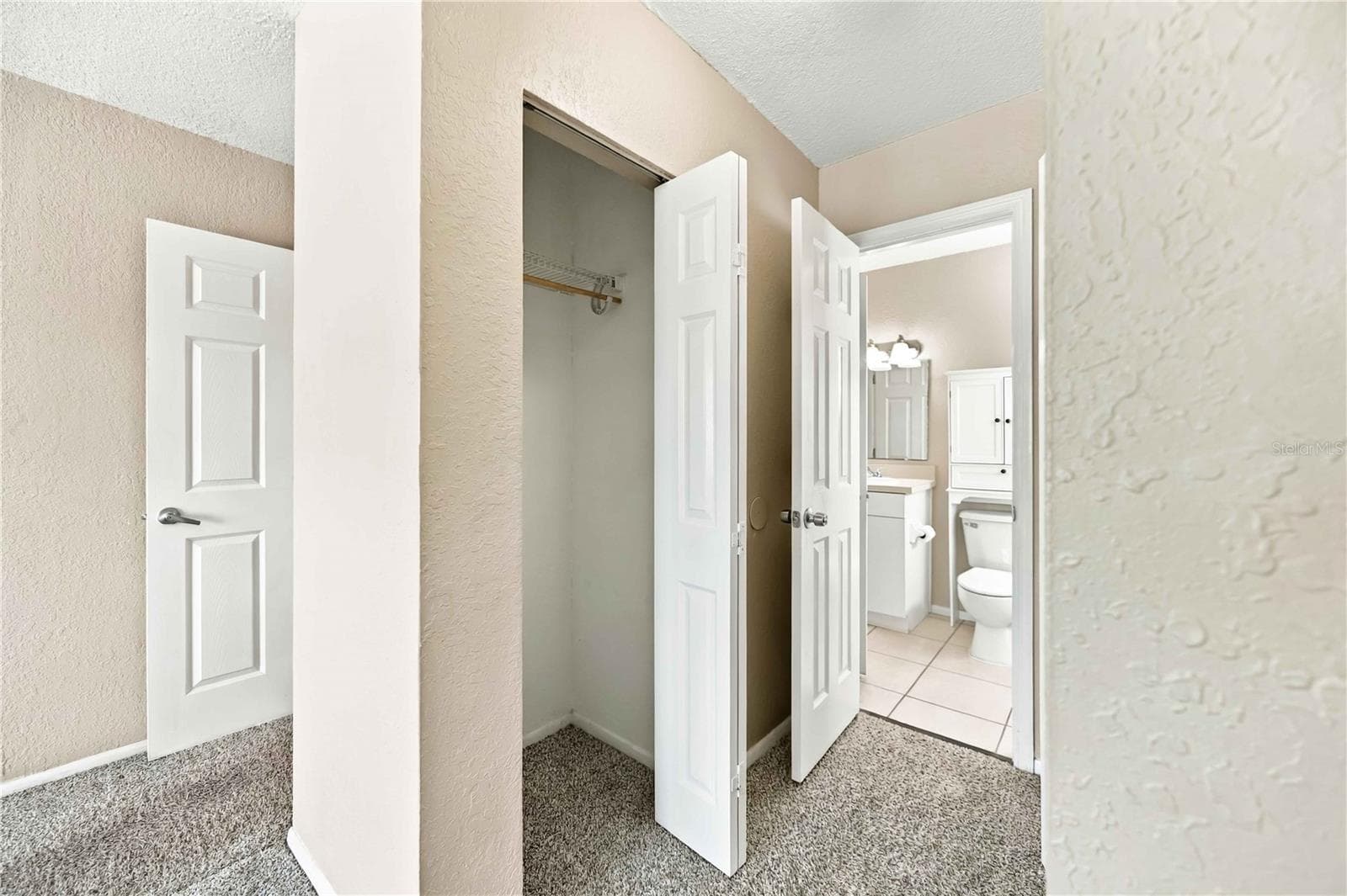 Condominium at 5310 26TH ST W #504, BRADENTON, photo 19 of 33