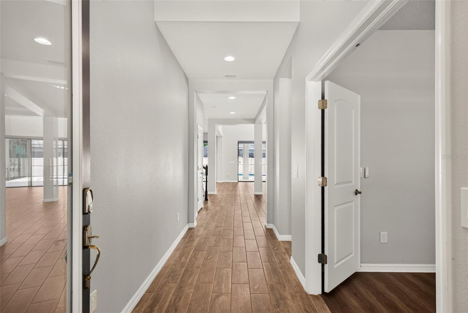 Single Family Residence at 12299 LAKE BLANCHE DR, ODESSA, photo 6 of 57