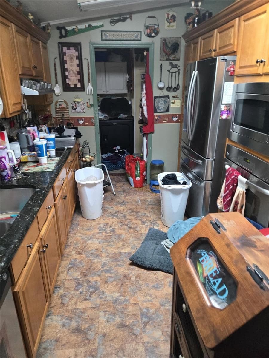 Manufactured Home at 6535 N EWOK PT, DUNNELLON, photo 5 of 17