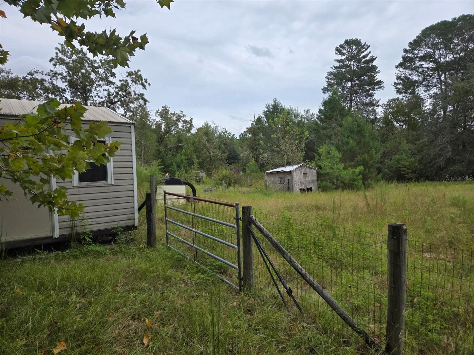 Manufactured Home at 6535 N EWOK PT, DUNNELLON, photo 11 of 17
