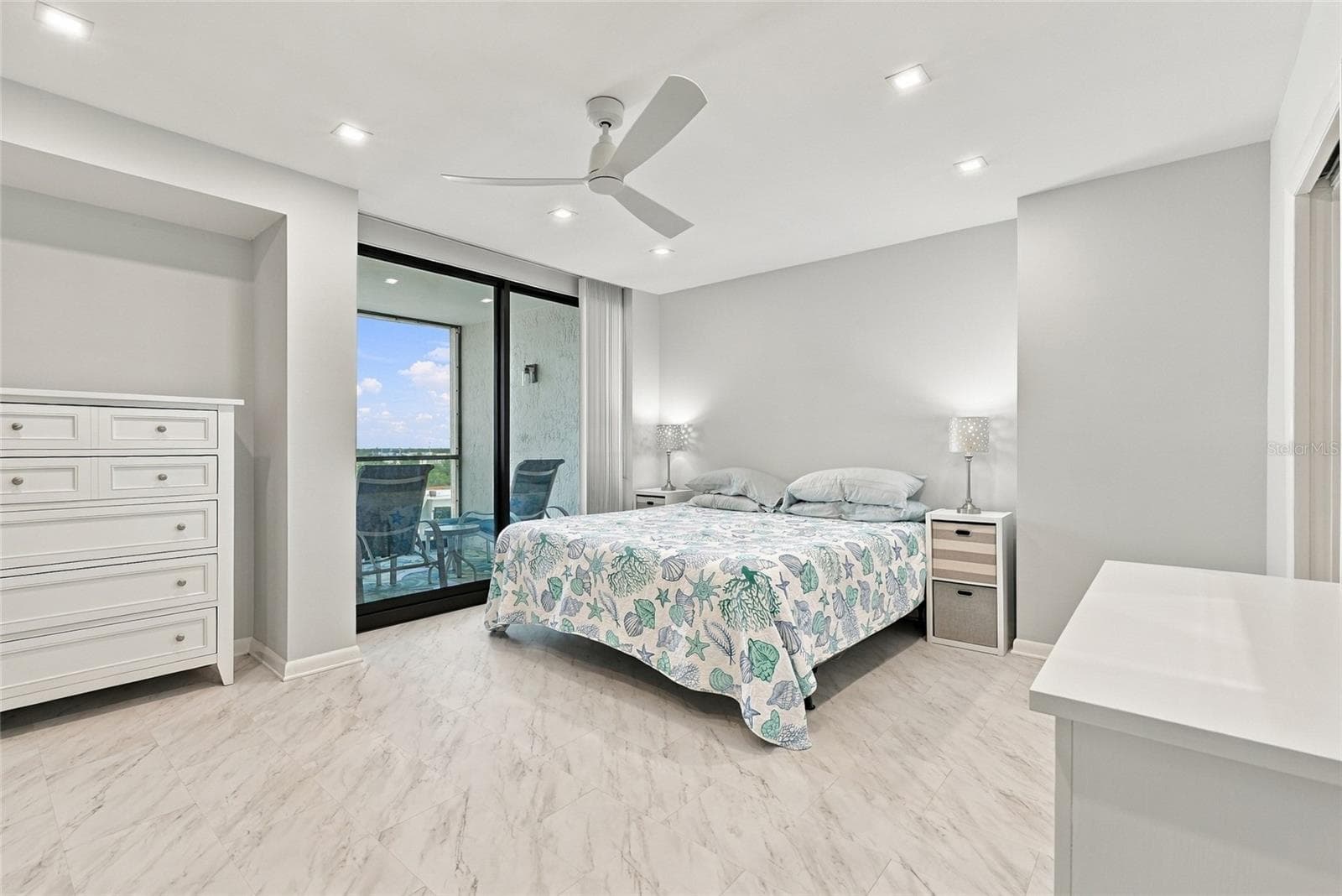 Primary bedroom - 707 S GULFSTREAM AVE #1006, SARASOTA