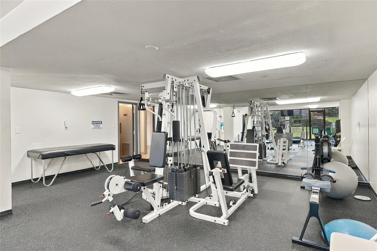Fitness Gym Equipment - 707 S GULFSTREAM AVE #1006, SARASOTA