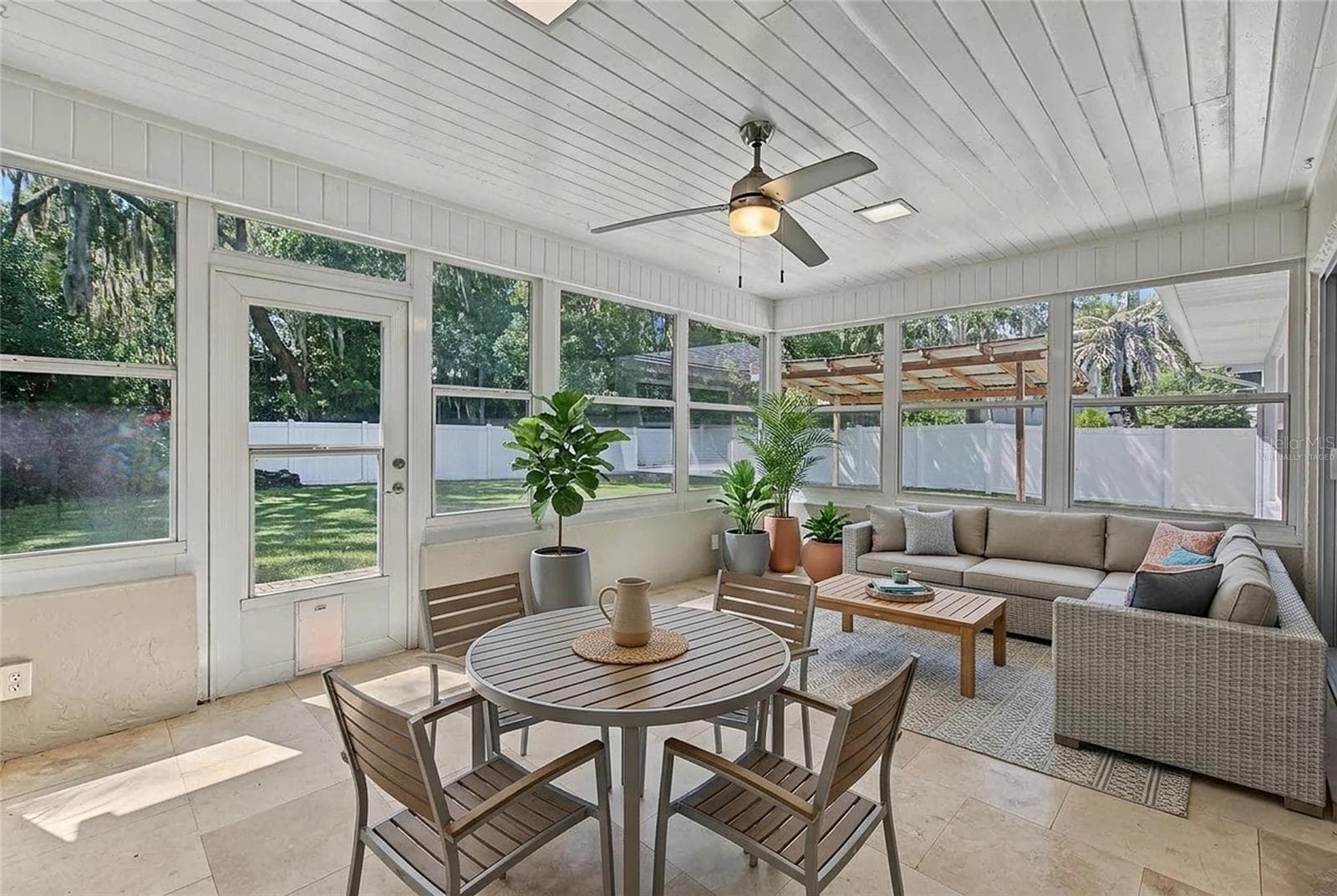 This Photo has been Virtually Staged. - 260 SE 16TH TER, CRYSTAL RIVER