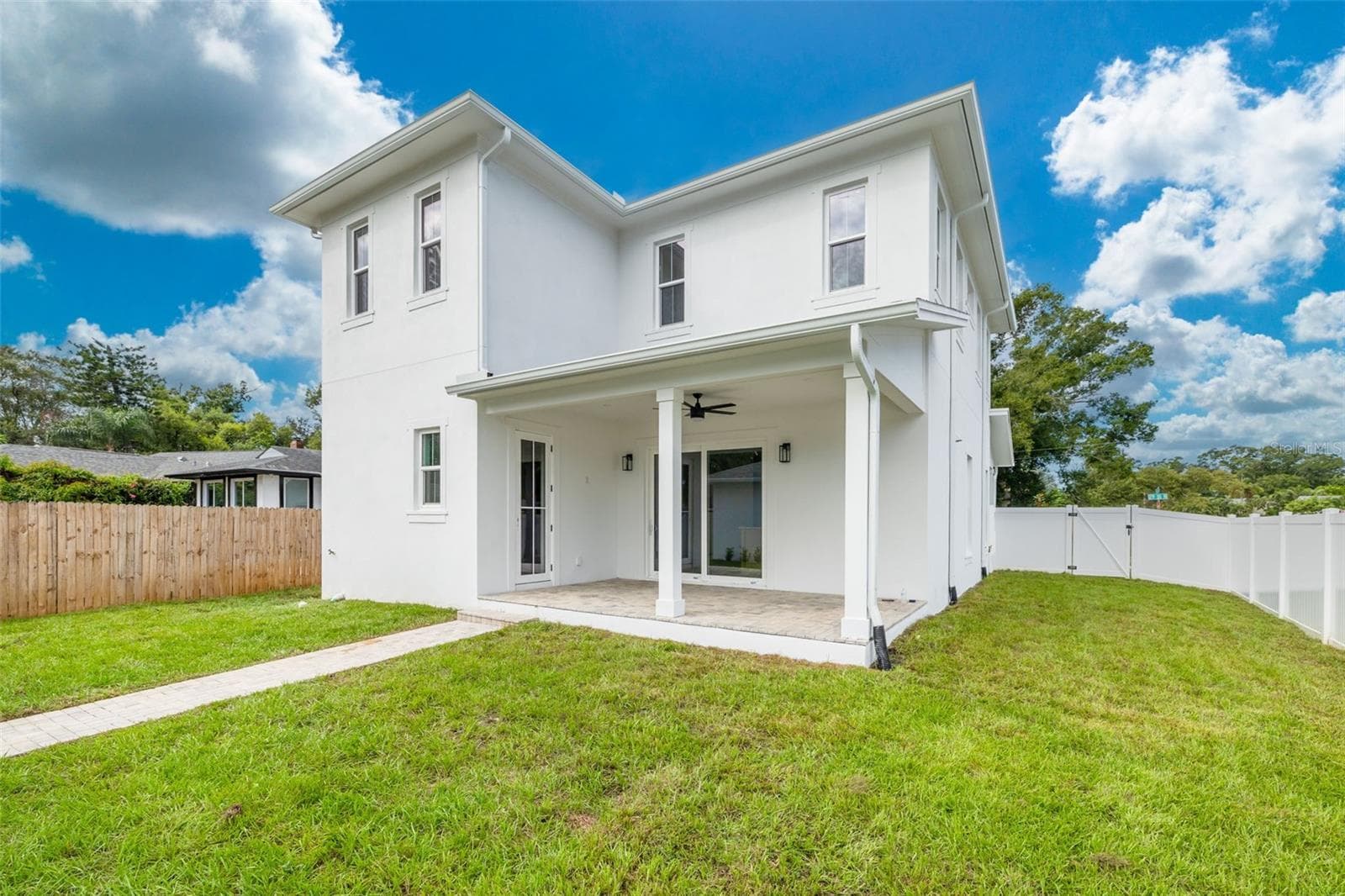 Single Family Residence at 945 29TH ST N, ST PETERSBURG, photo 36 of 43