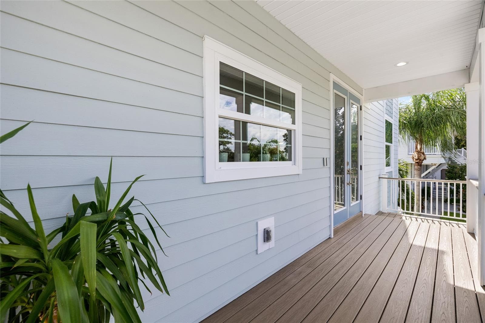 Single Family Residence at 1512 RIVERSIDE DR, TARPON SPRINGS, photo 17 of 68
