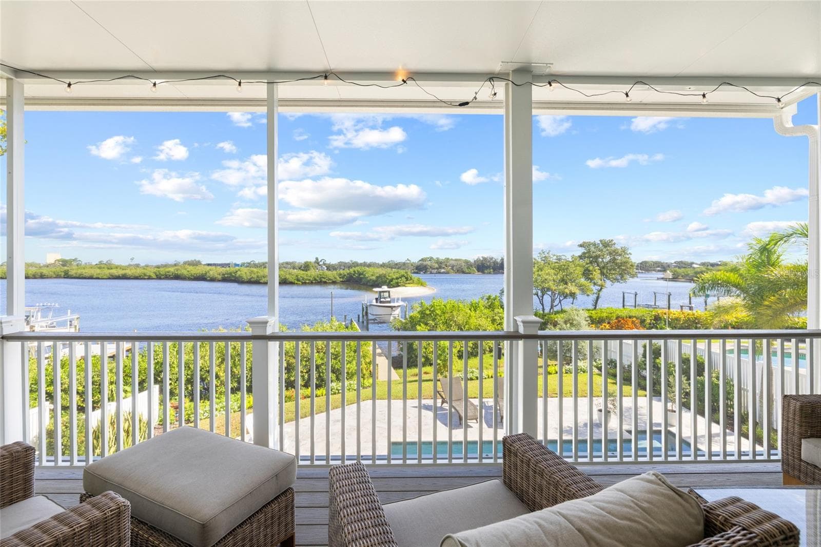 Single Family Residence at 1512 RIVERSIDE DR, TARPON SPRINGS, photo 31 of 68