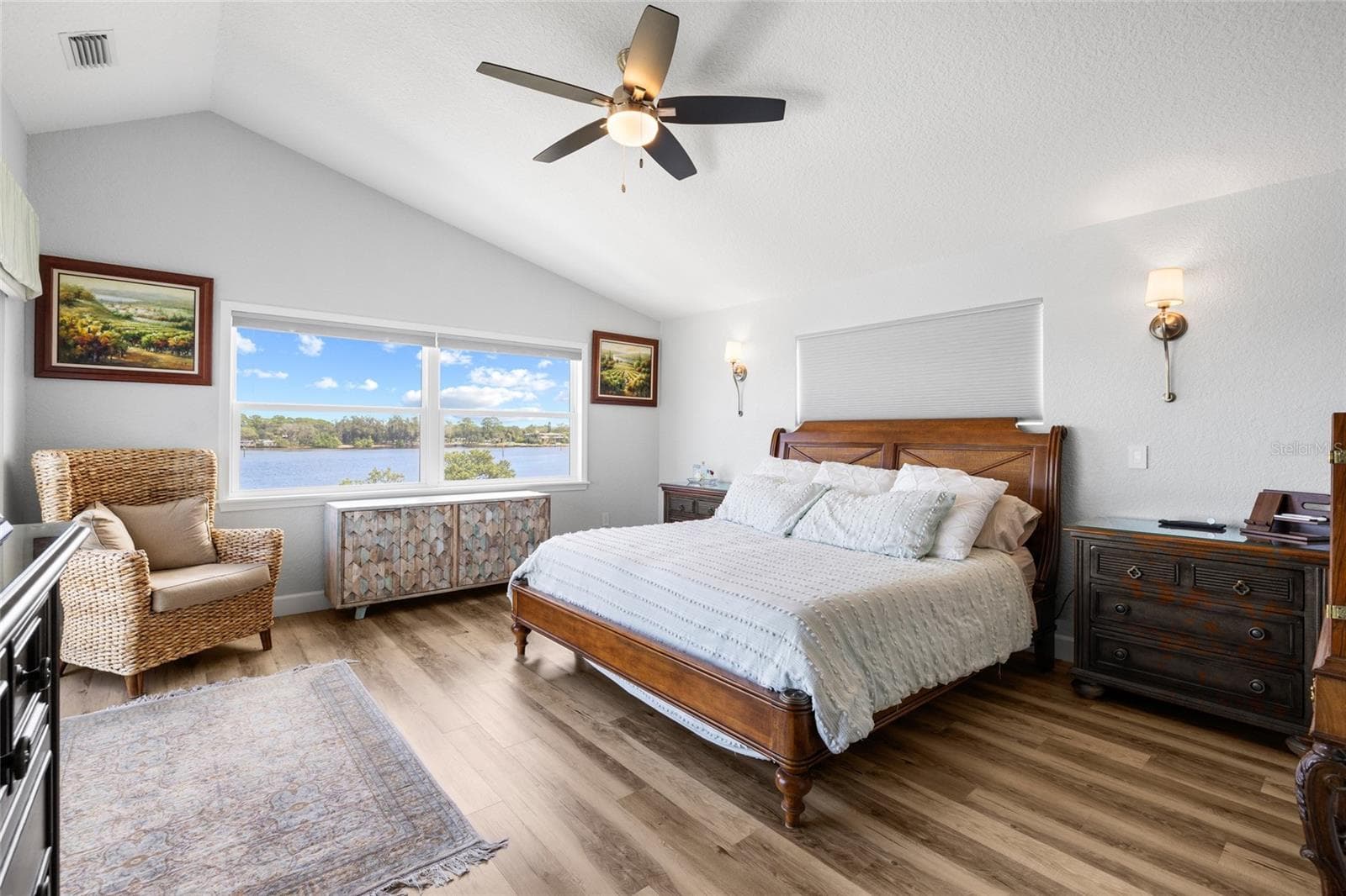 Single Family Residence at 1512 RIVERSIDE DR, TARPON SPRINGS, photo 36 of 68
