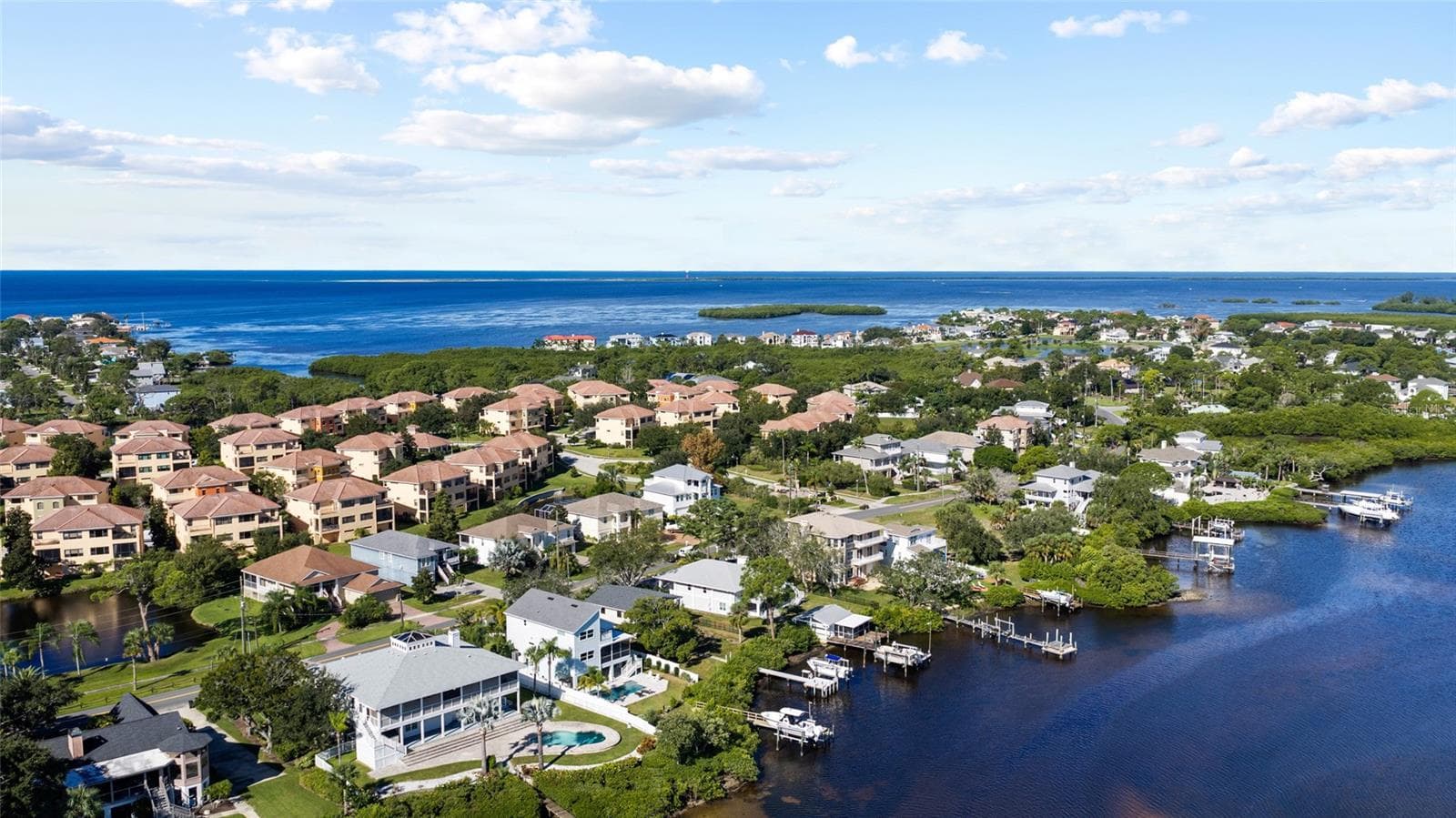 Single Family Residence at 1512 RIVERSIDE DR, TARPON SPRINGS, photo 62 of 68