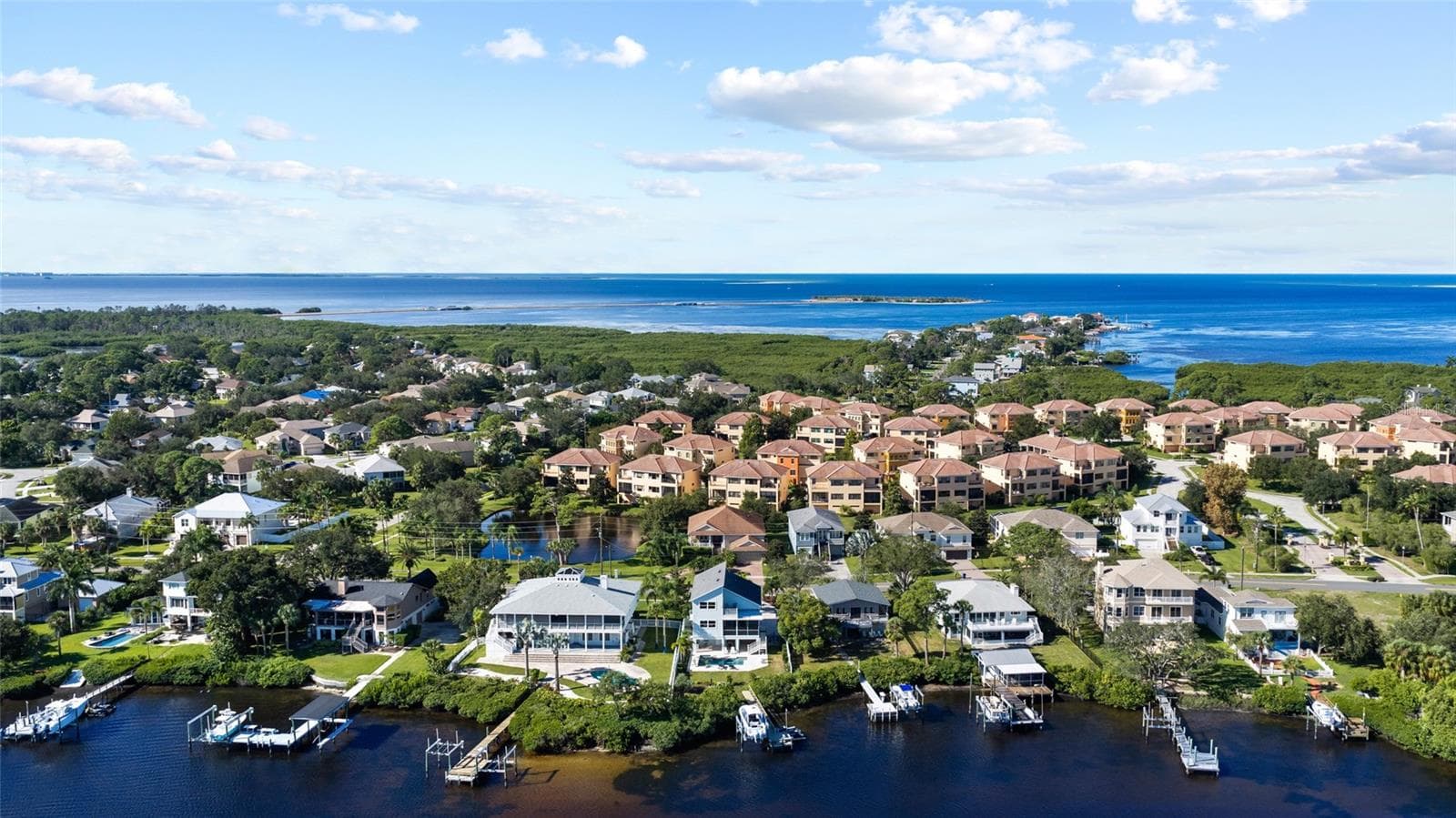 Single Family Residence at 1512 RIVERSIDE DR, TARPON SPRINGS, photo 64 of 68