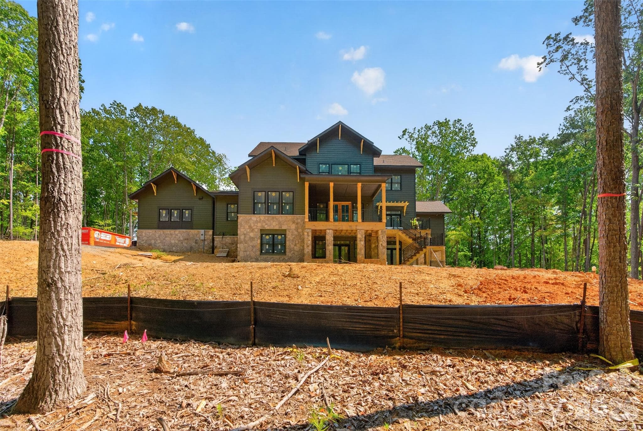 Single Family Residence at 9215 Island Point Road, Charlotte, photo 3 of 18