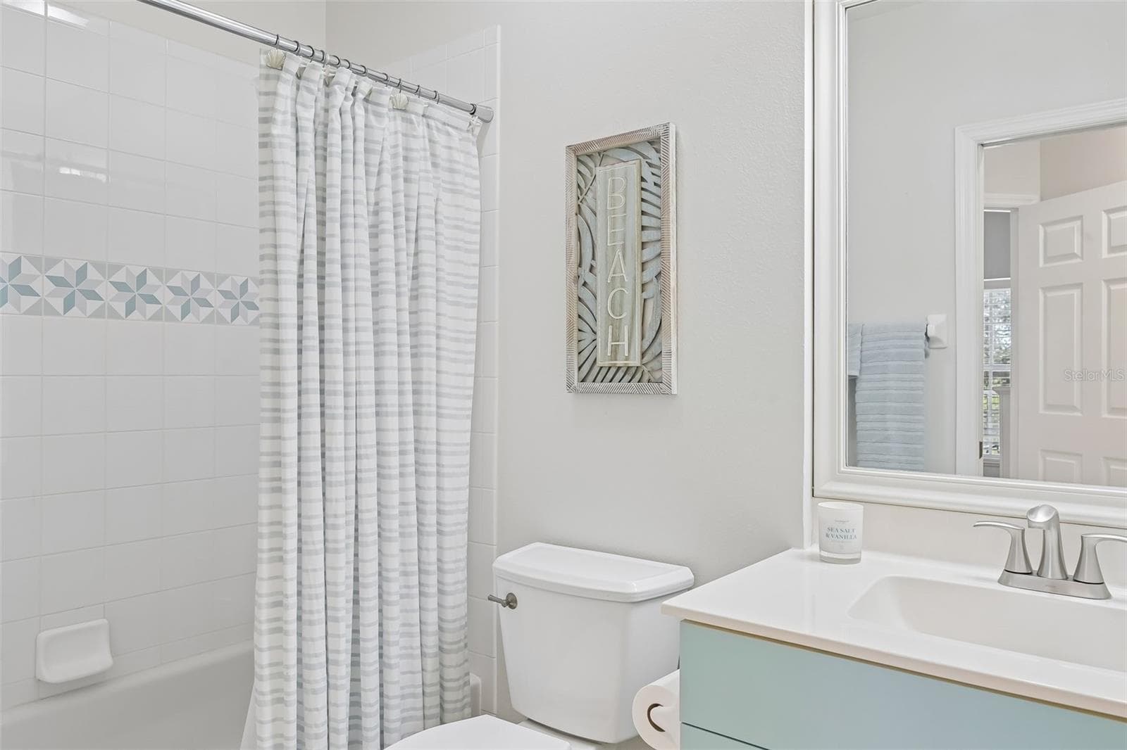 Condominium at 412 SUNSET LAKE BLVD #202, VENICE, photo 23 of 44