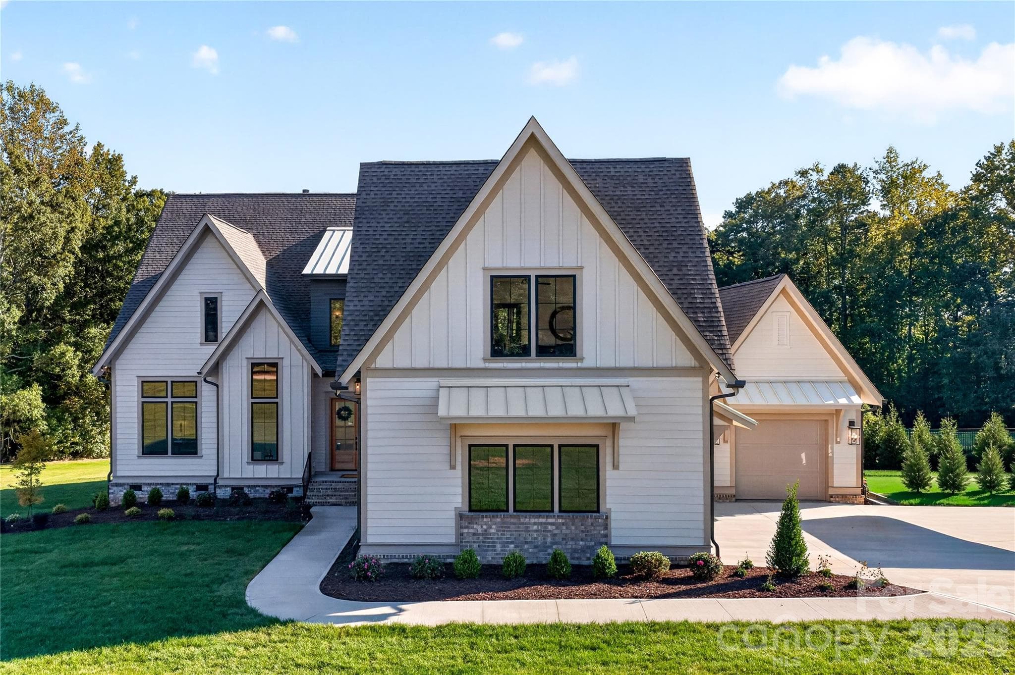 Single Family Residence at Fort Mill, photo 2 of 85