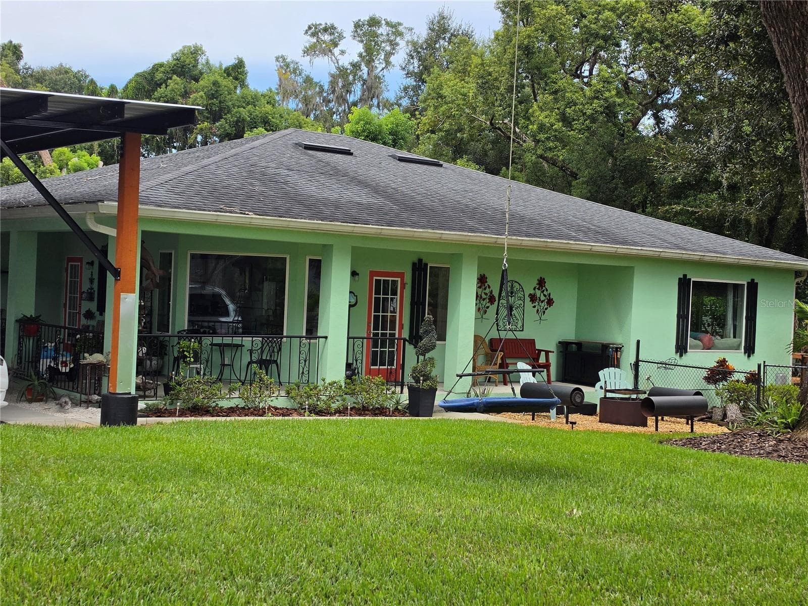 Single Family Residence at 390 HENDERSON AVE, SEFFNER, photo 2 of 49