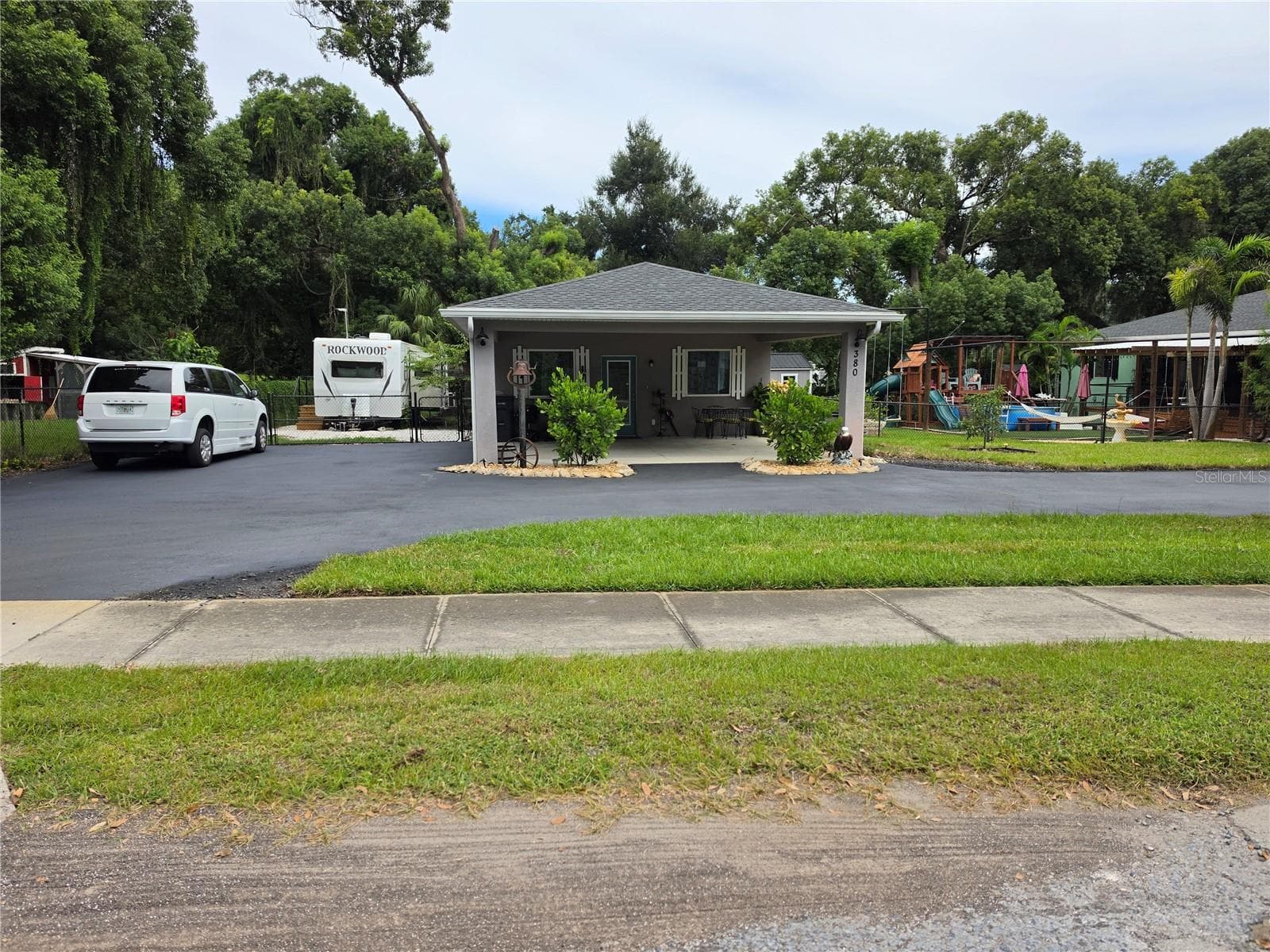 Single Family Residence at 390 HENDERSON AVE, SEFFNER, photo 3 of 49