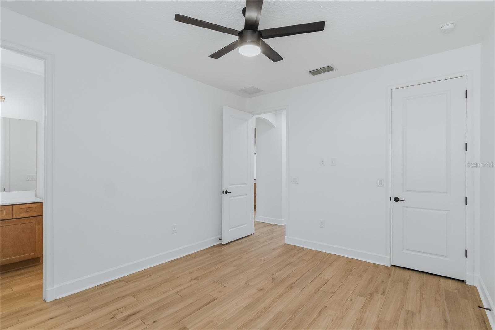 Single Family Residence at 5785 SAYBROOK CIR, SANFORD, photo 66 of 81