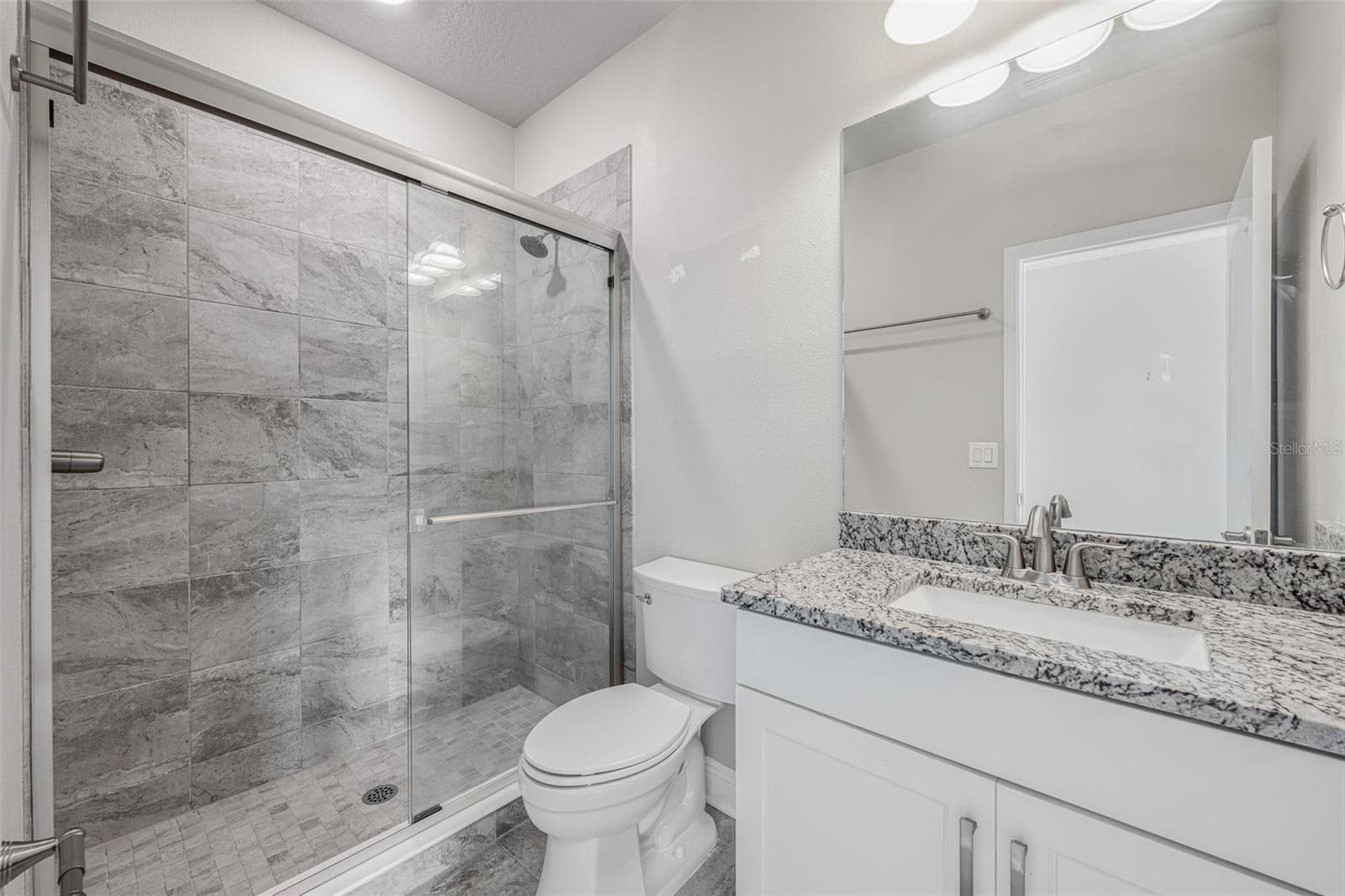 Retreat Bathroom - 204 S ALBANY AVE #2, TAMPA