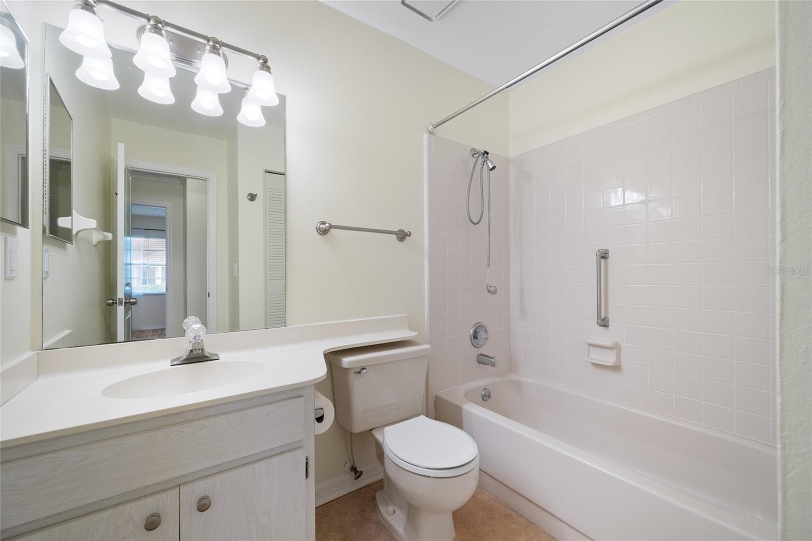 Condominium at 2020 HULLHOUSE DR, SUN CITY CENTER, photo 29 of 40
