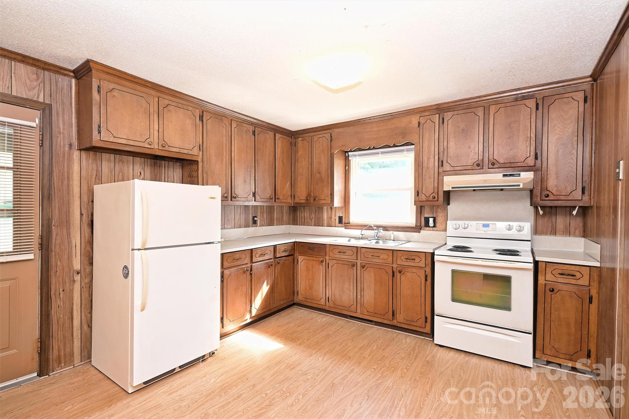 Single Family Residence at 535 S Little Texas Road, Kannapolis, photo 4 of 16
