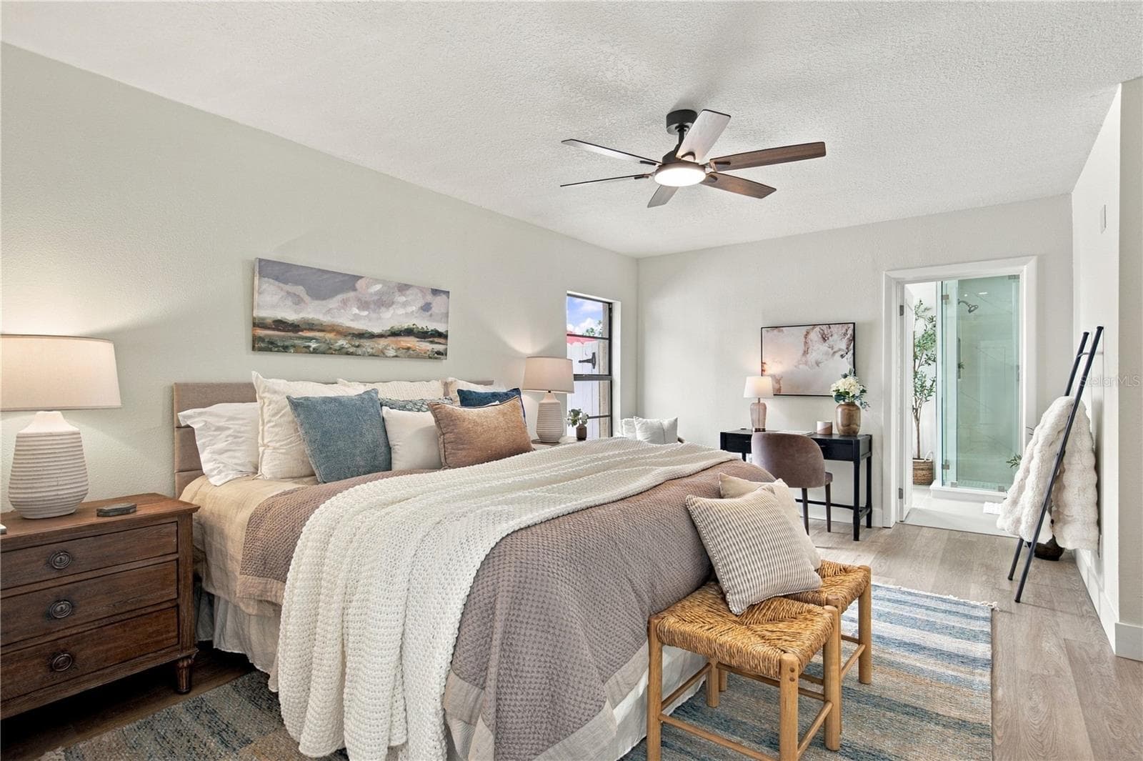 Single Family Residence at 16115 PEBBLEBROOK DR, TAMPA, photo 17 of 48