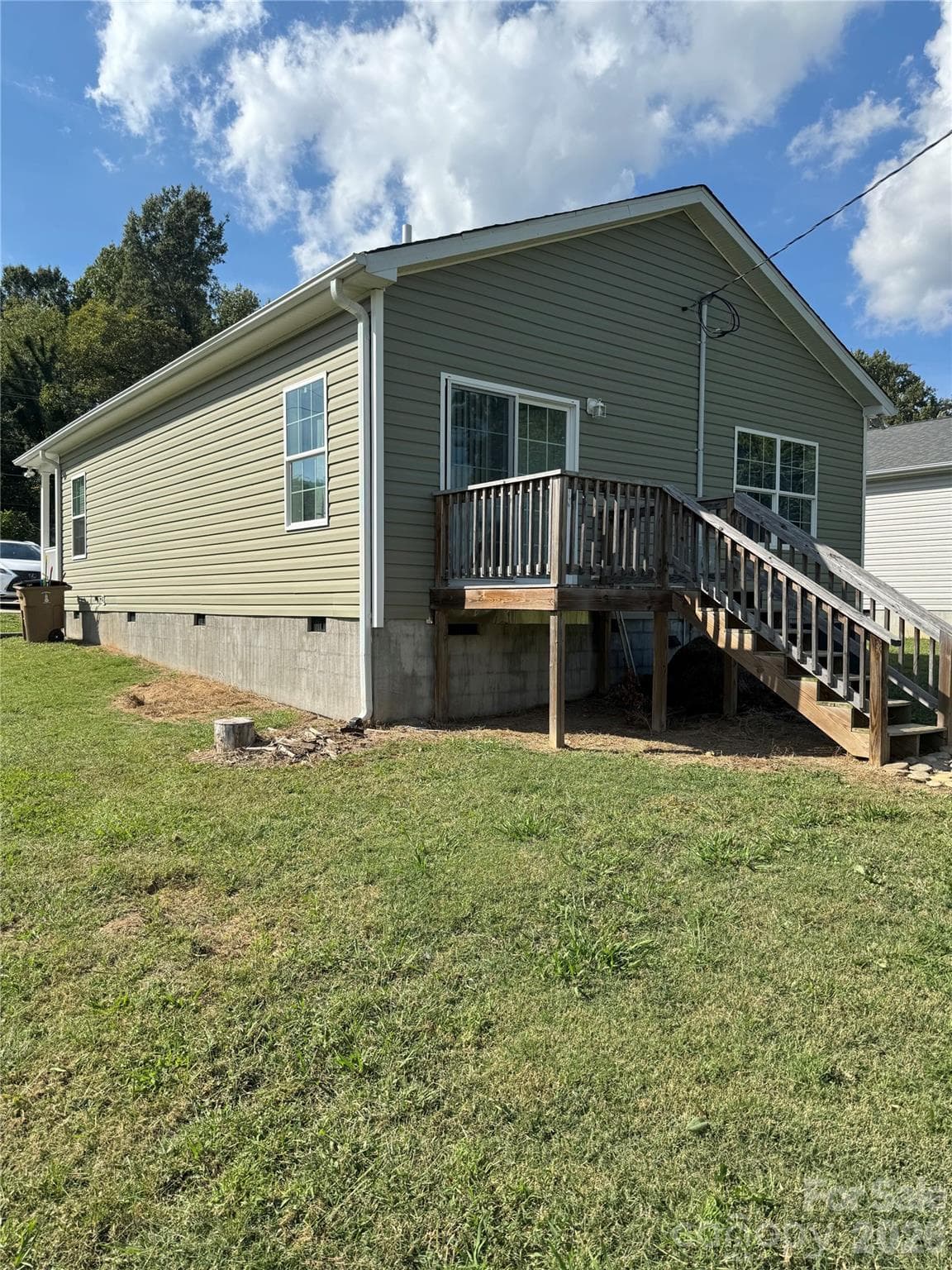 back deck area - 323 Martin Street, Shelby