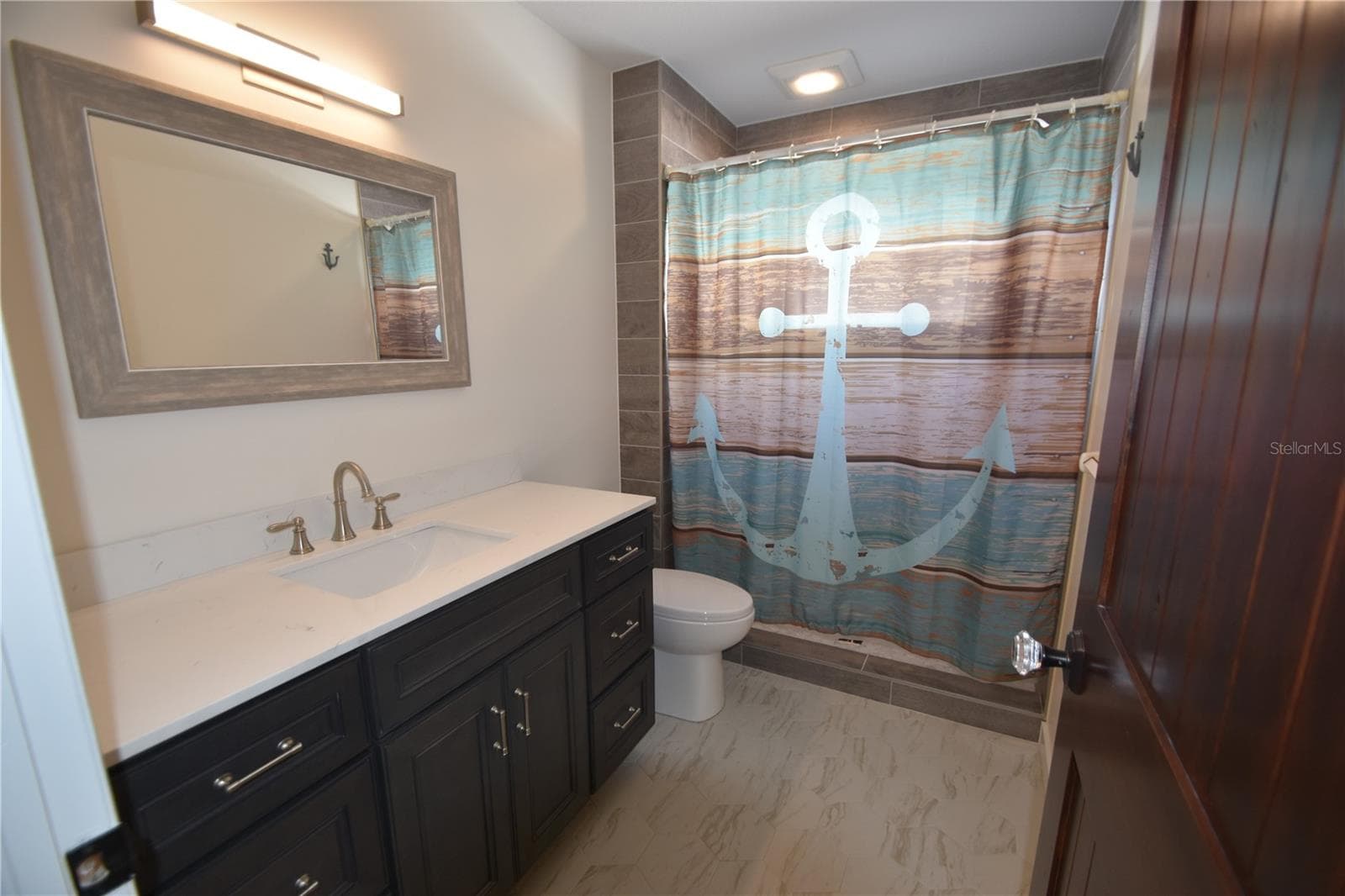New Main Floor Guest Bath - 2918 10TH ST N, ST PETERSBURG