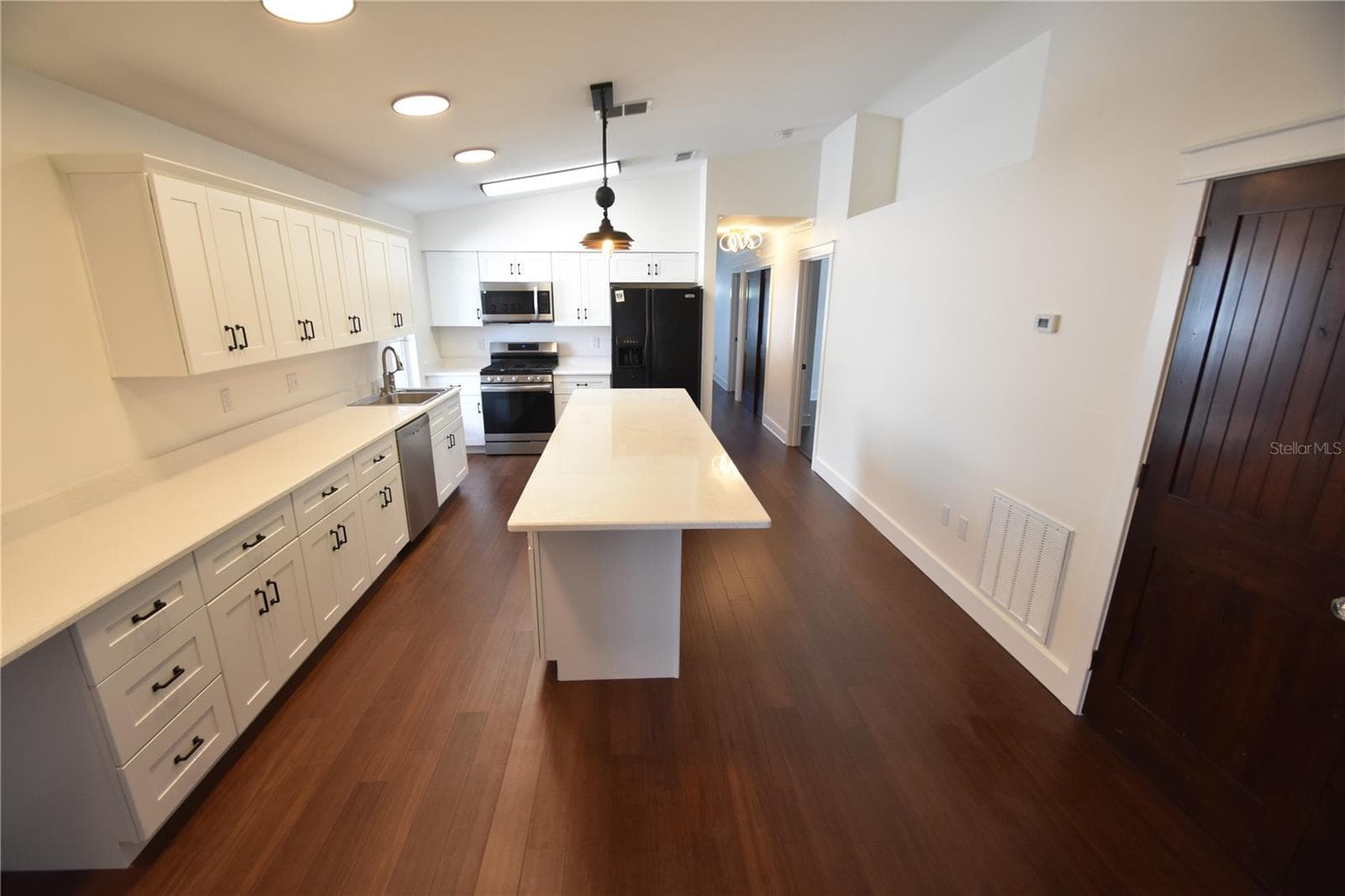Single Family Residence at 2918 10TH ST N, ST PETERSBURG, photo 17 of 52
