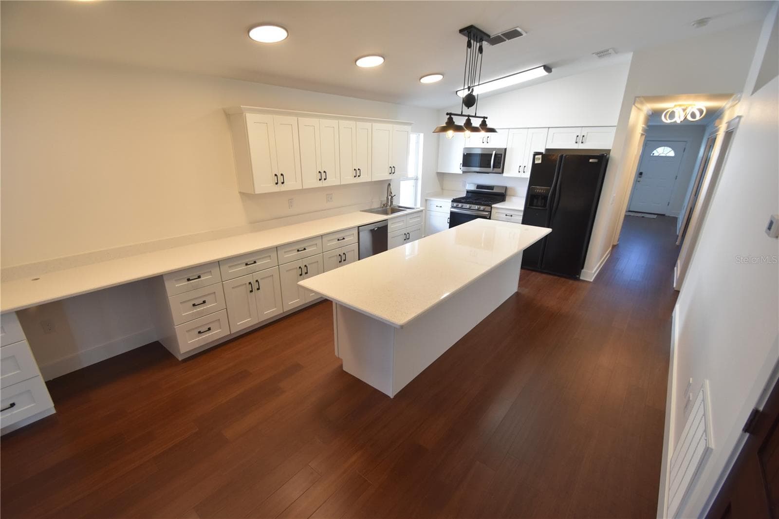 Single Family Residence at 2918 10TH ST N, ST PETERSBURG, photo 18 of 52