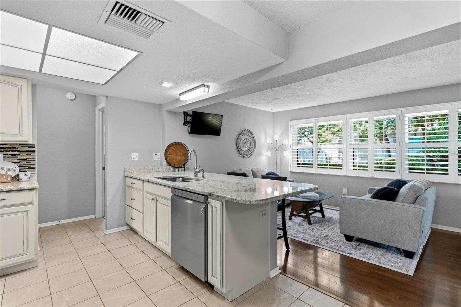 Single Family Residence at 179 SUNSHINE DR, PALM HARBOR, photo 13 of 30