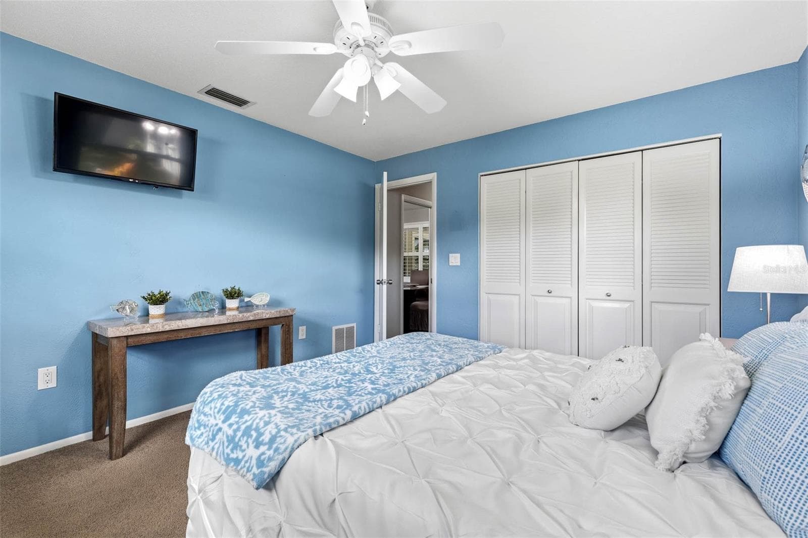 Single Family Residence at 179 SUNSHINE DR, PALM HARBOR, photo 21 of 30
