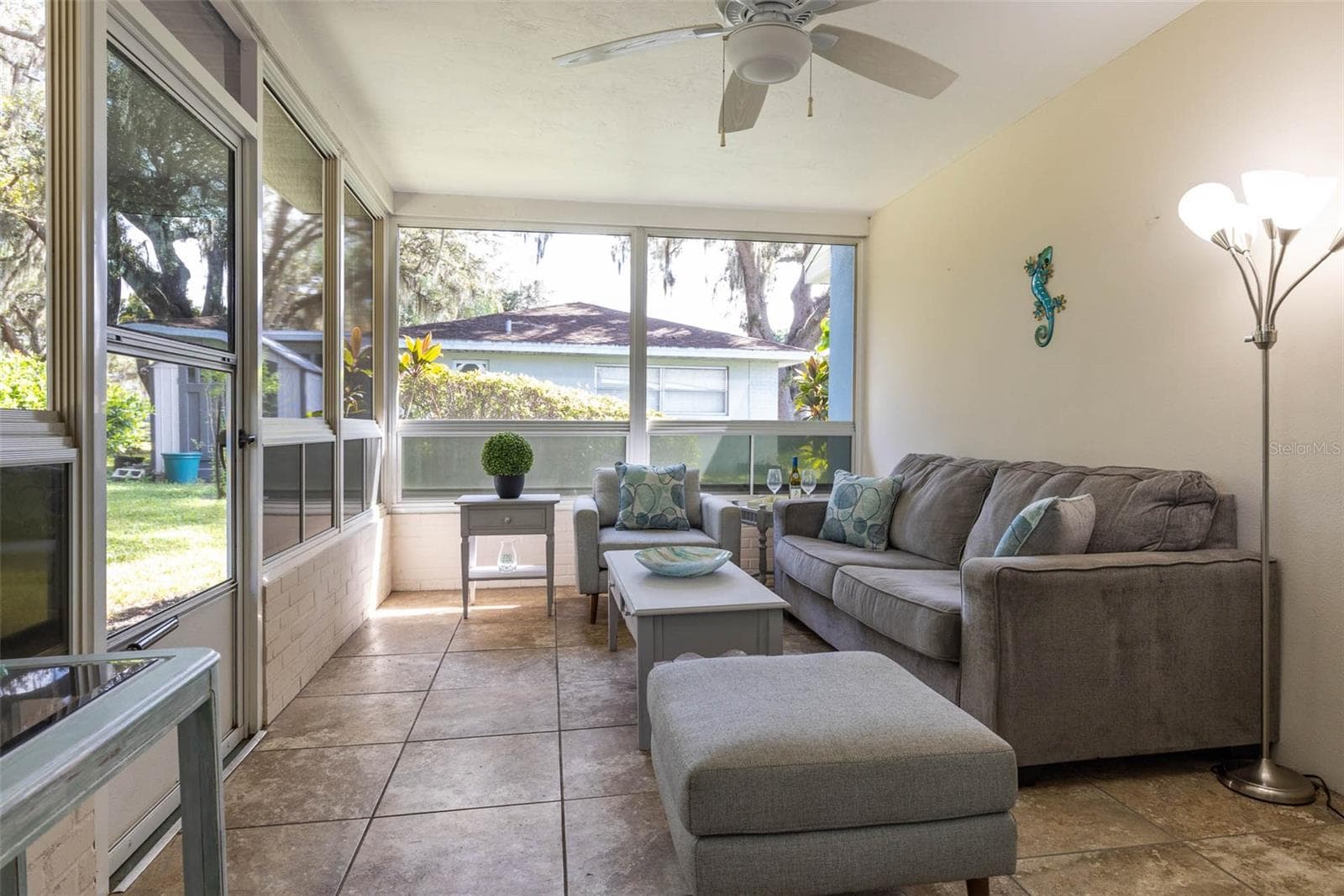 Single Family Residence at 179 SUNSHINE DR, PALM HARBOR, photo 23 of 30