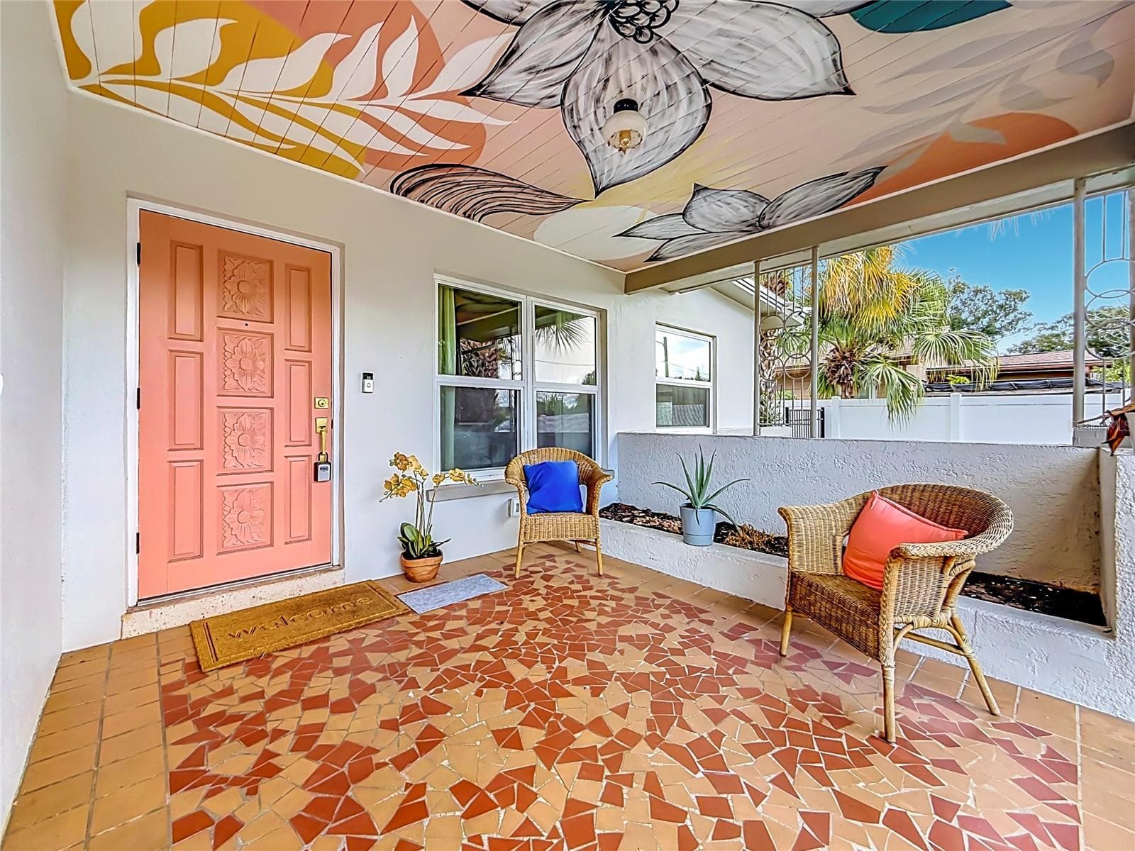 Single Family Residence at 5833 DARTMOUTH AVE N, ST PETERSBURG, photo 6 of 54