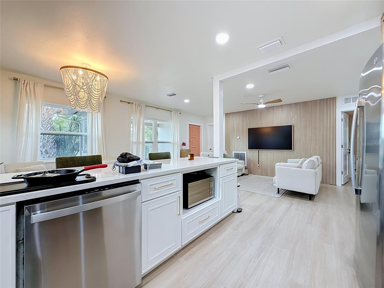 Single Family Residence at 5833 DARTMOUTH AVE N, ST PETERSBURG, photo 21 of 54