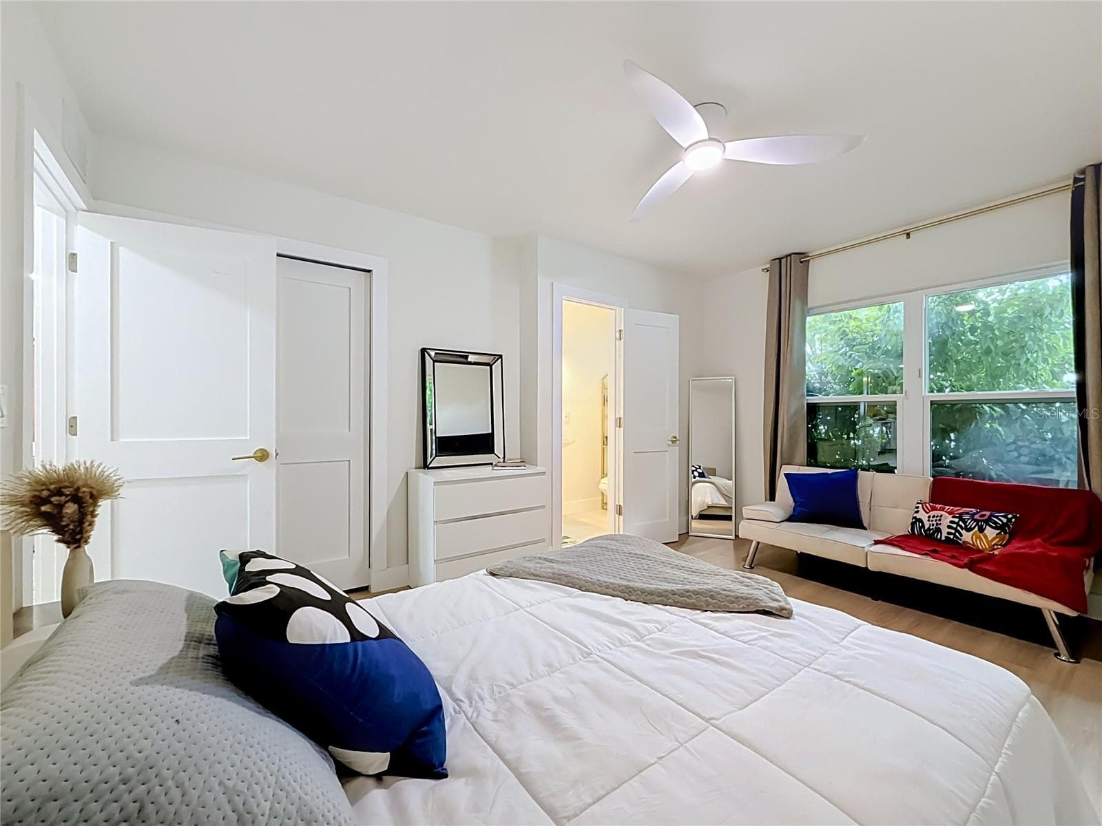 Single Family Residence at 5833 DARTMOUTH AVE N, ST PETERSBURG, photo 26 of 54