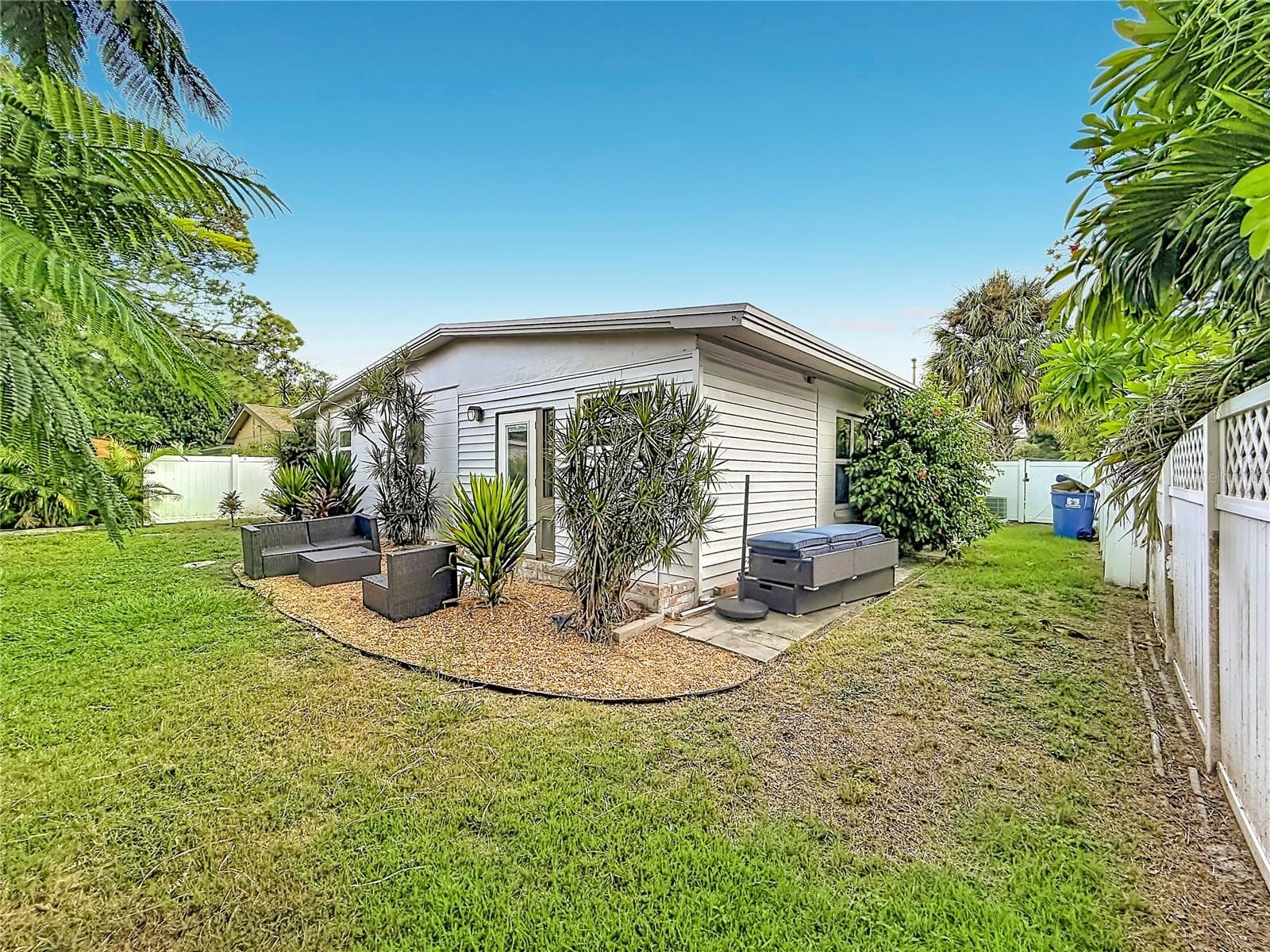 Single Family Residence at 5833 DARTMOUTH AVE N, ST PETERSBURG, photo 52 of 54