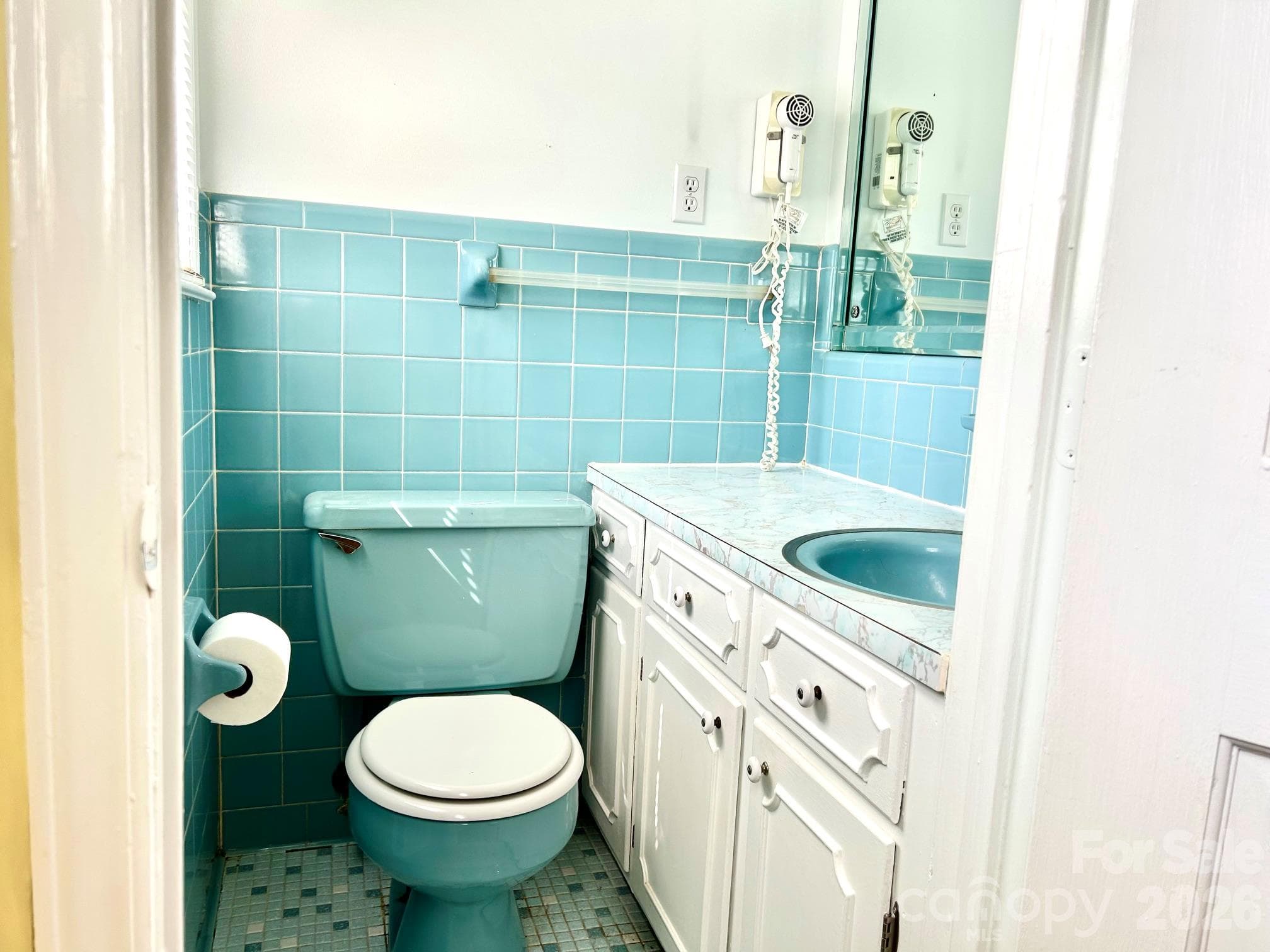 PRIMARY HALF BATH - 620 Mcdowell Drive, Chester