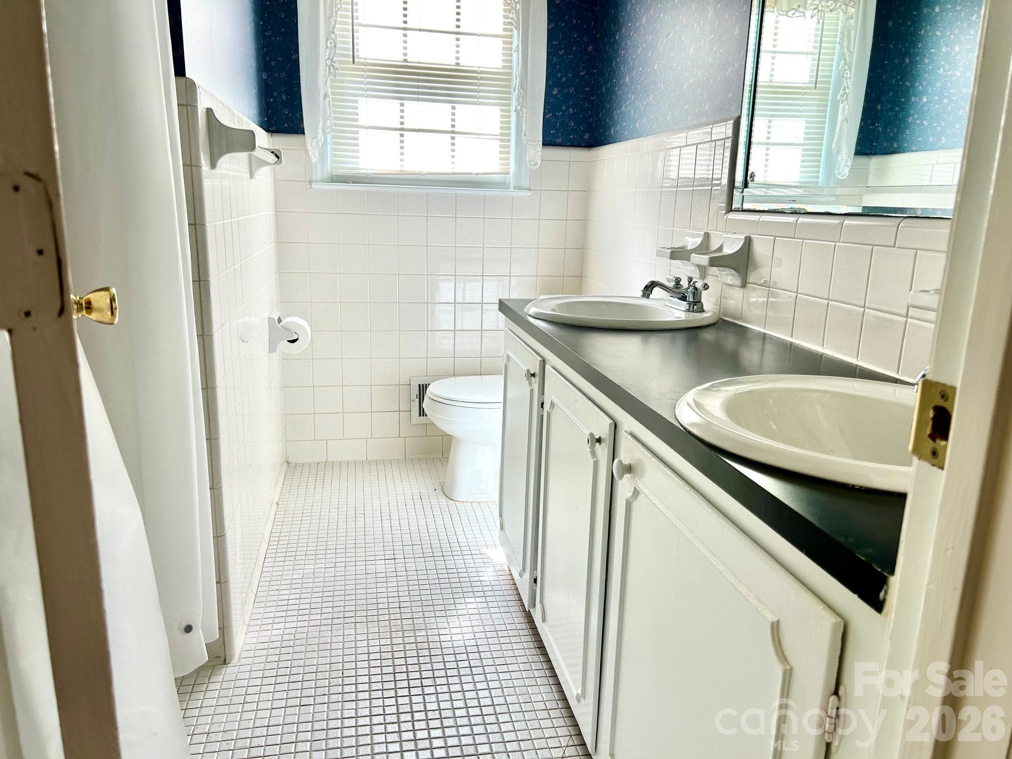 FULL BATHROOM - 620 Mcdowell Drive, Chester