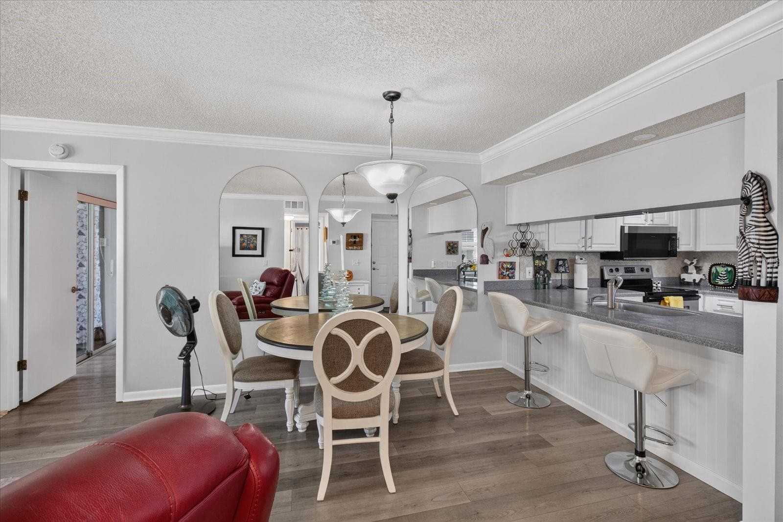 Condominium at 12125 SPARTAN WAY #104, HUDSON, photo 4 of 55
