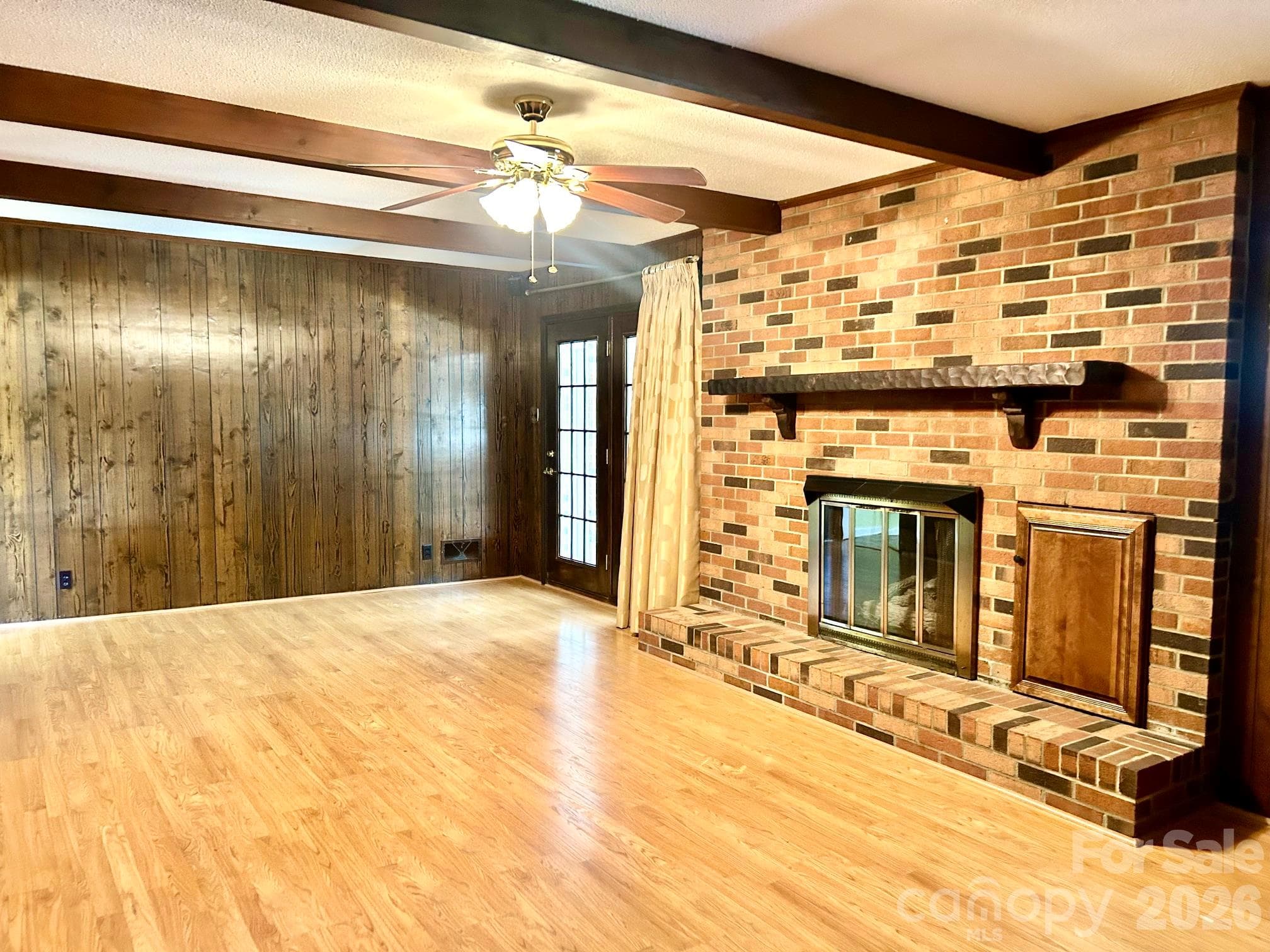 Single Family Residence at 620 Mcdowell Drive, Chester, photo 11 of 44
