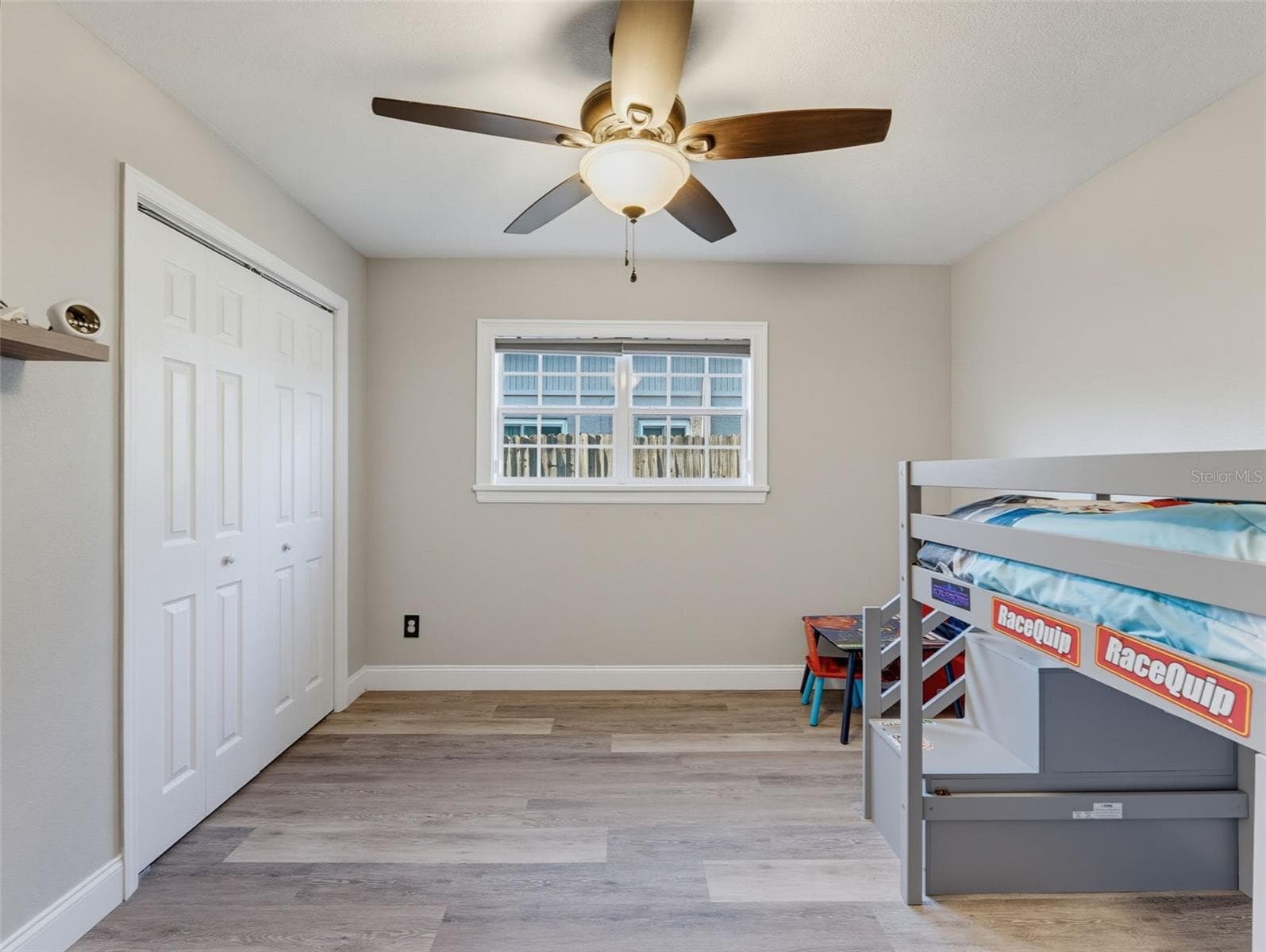 Single Family Residence at 1846 DEL ROBLES DR, CLEARWATER, photo 27 of 45