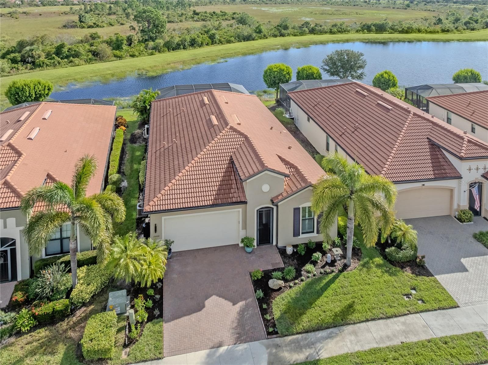 Single Family Residence at 10422 MEDJOOL DR, VENICE, photo 2 of 100