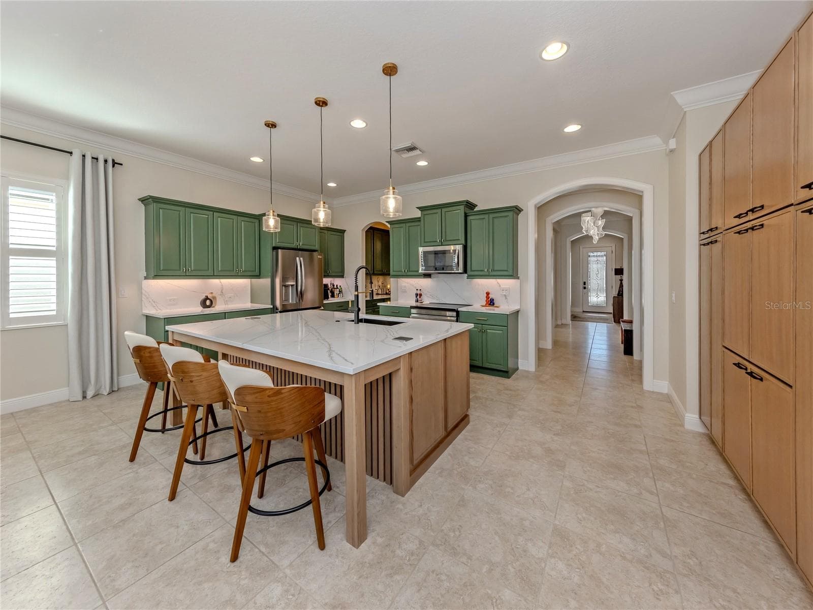 Single Family Residence at 10422 MEDJOOL DR, VENICE, photo 20 of 100