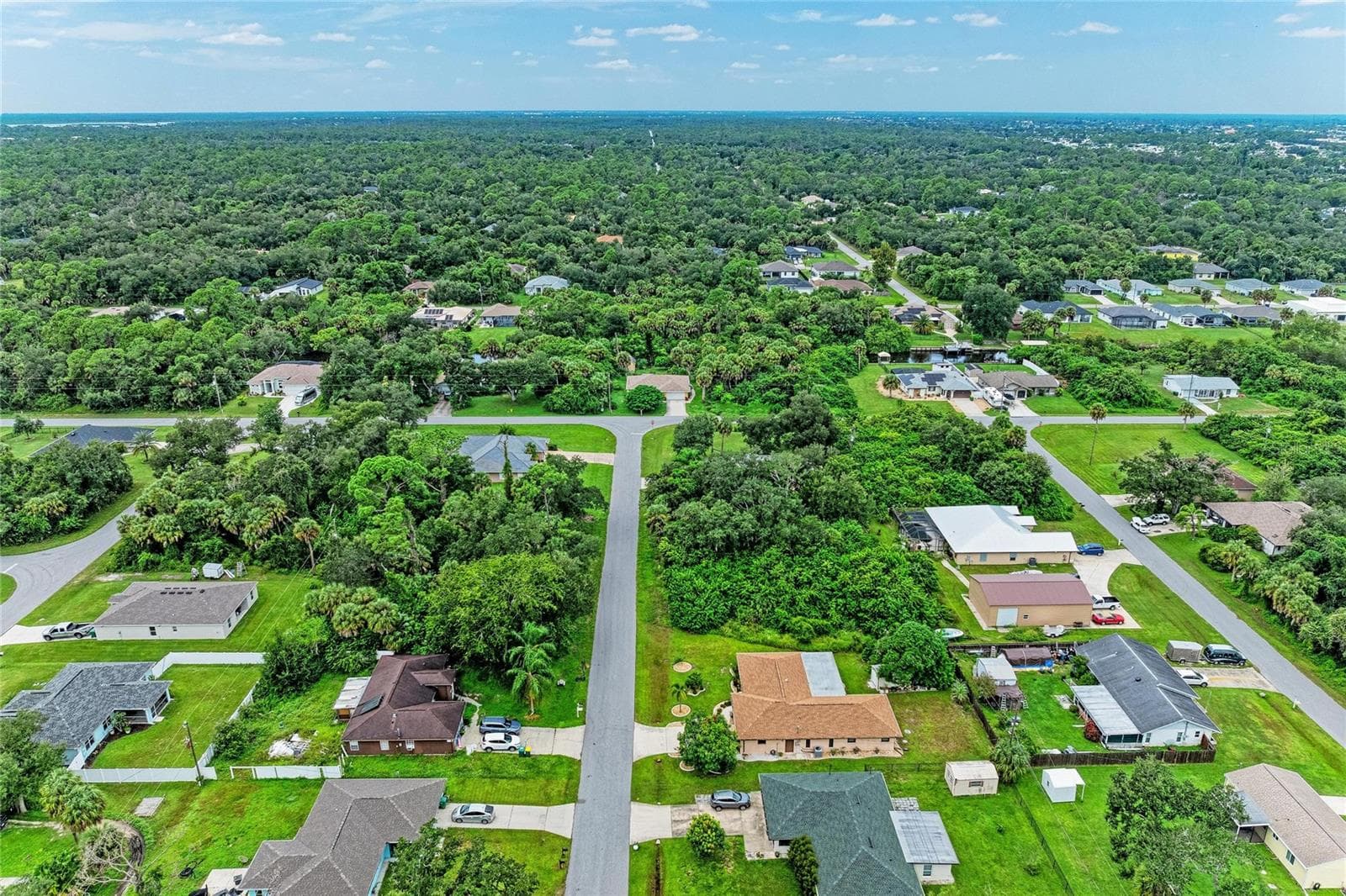 Single Family Residence at 249 FOUNTAIN ST, PORT CHARLOTTE, photo 6 of 74