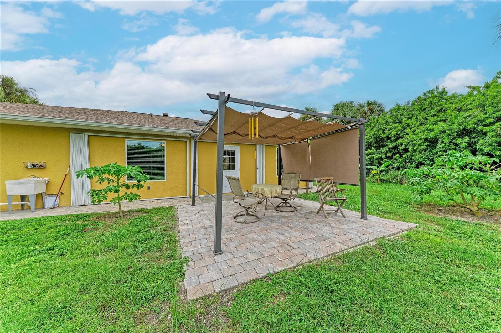 Single Family Residence at 249 FOUNTAIN ST, PORT CHARLOTTE, photo 58 of 74
