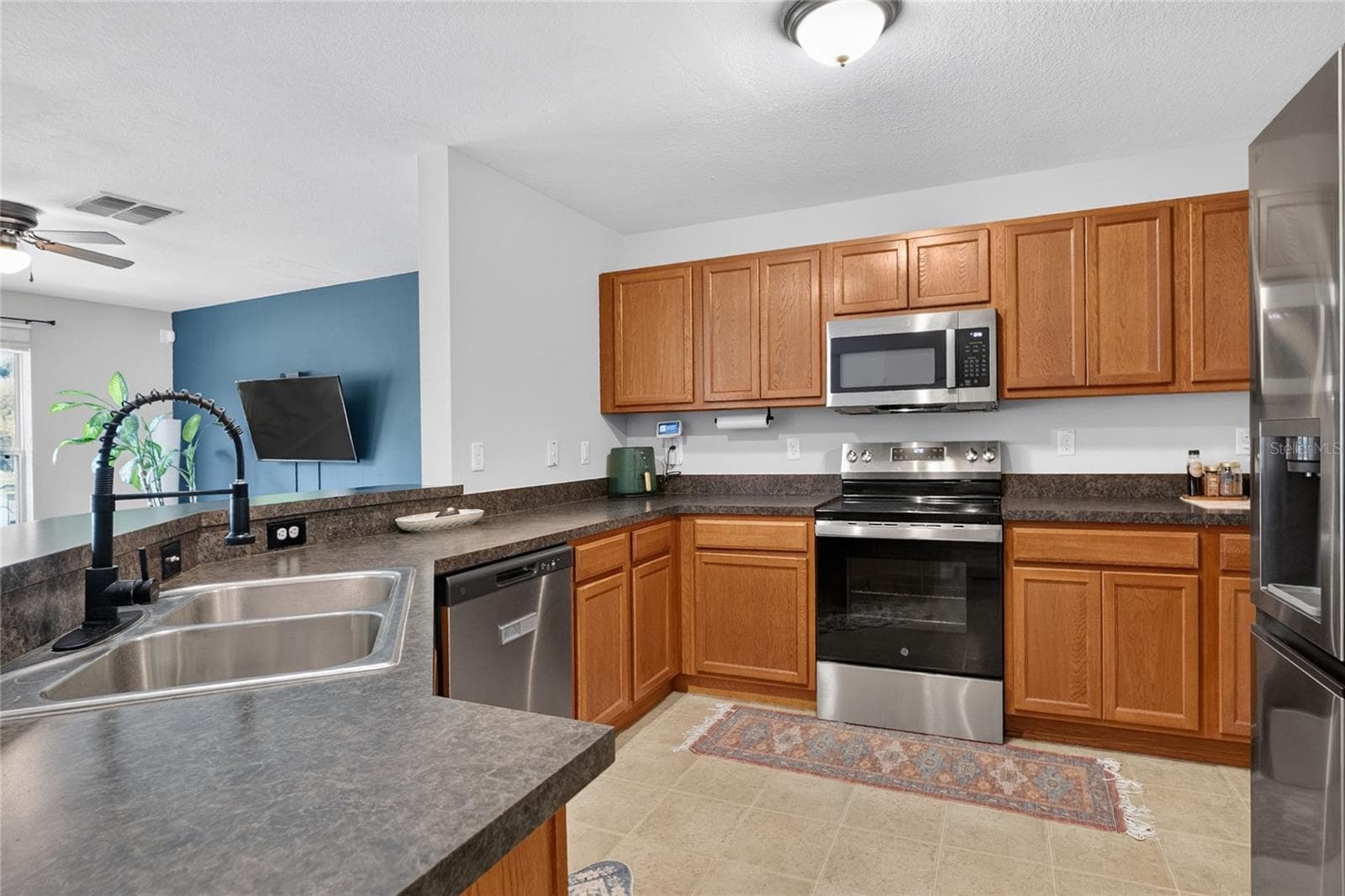 Townhouse at 3144 ROYAL TUSCAN LN, VALRICO, photo 12 of 44