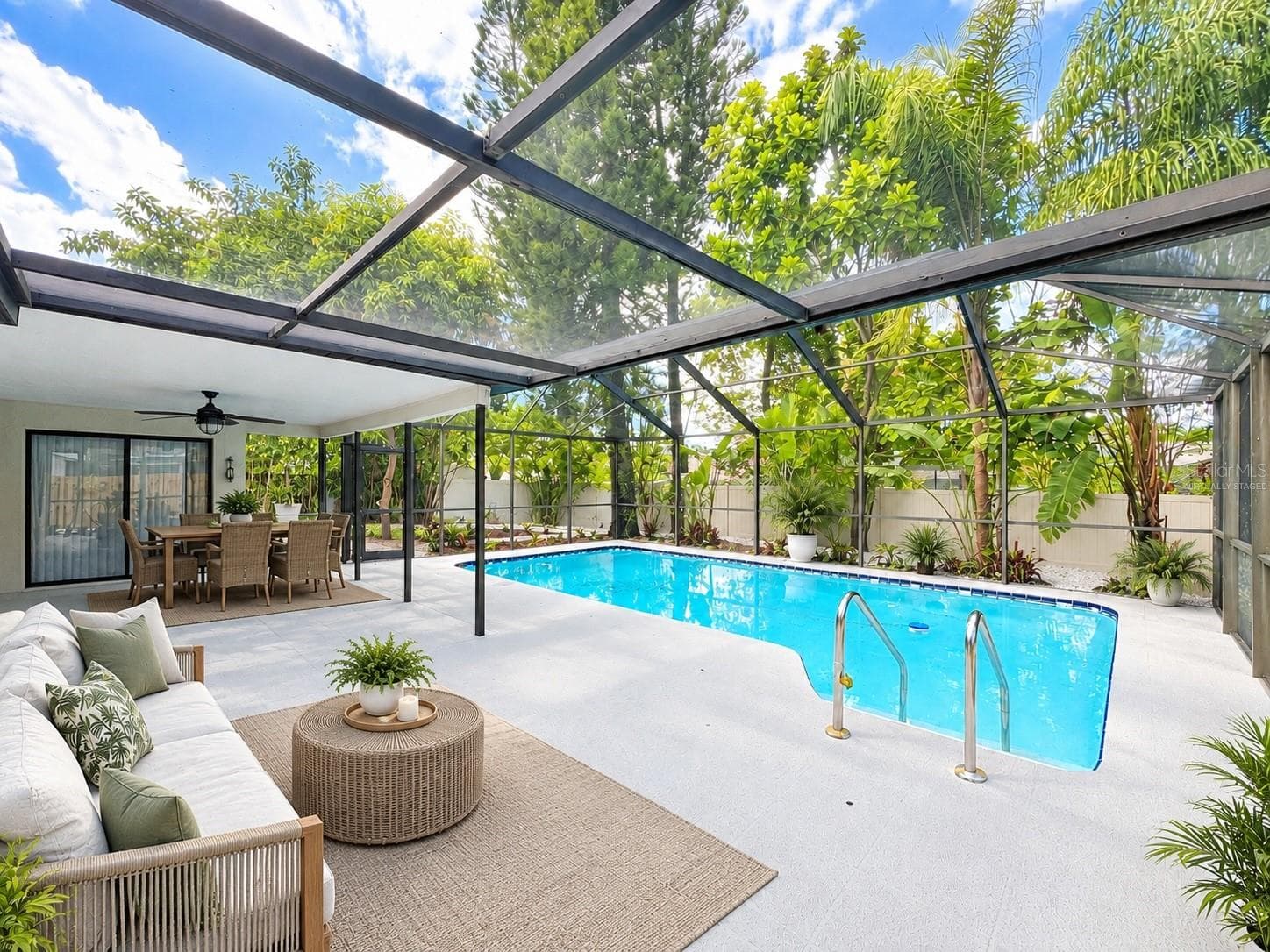 Virtually staged - 1671 CASTLEWOOD LN, PALM HARBOR