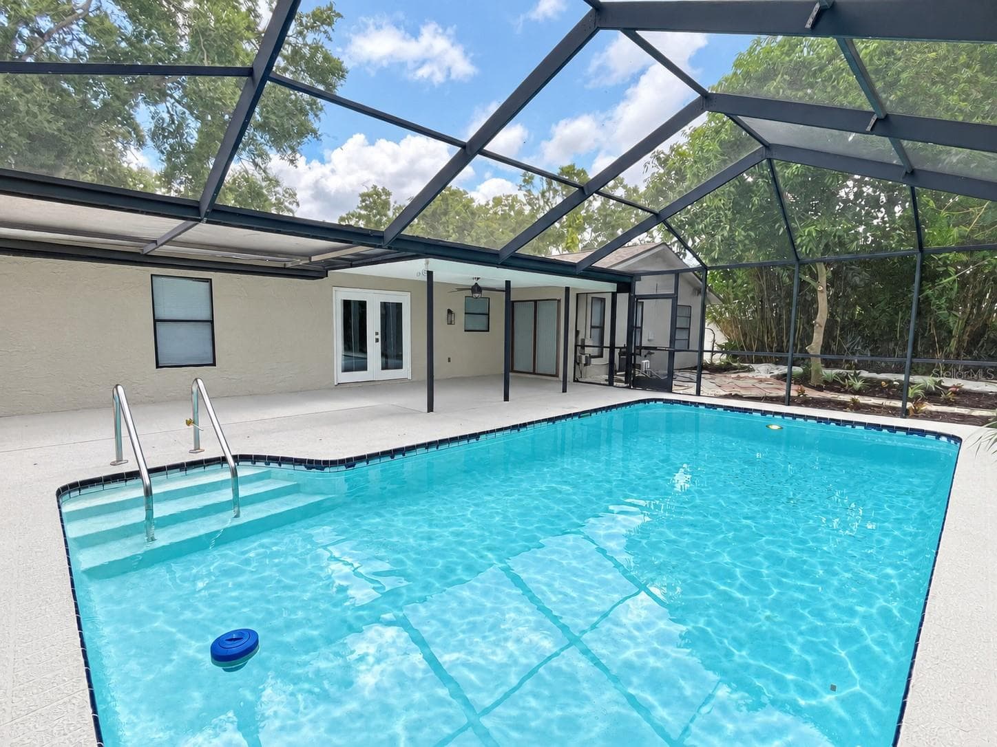 Single Family Residence at 1671 CASTLEWOOD LN, PALM HARBOR, photo 35 of 41