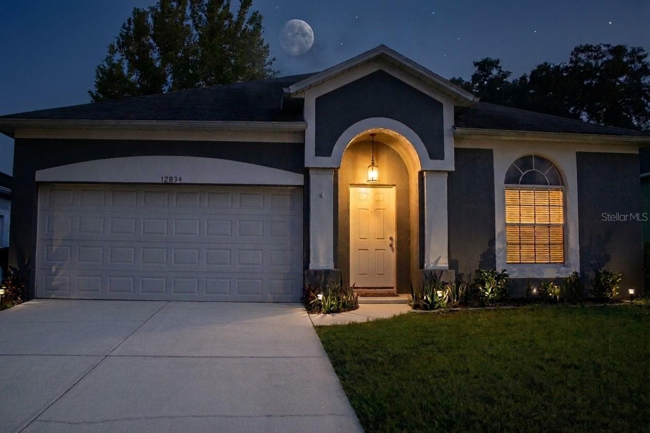 12834 WOODBURY GLEN DR