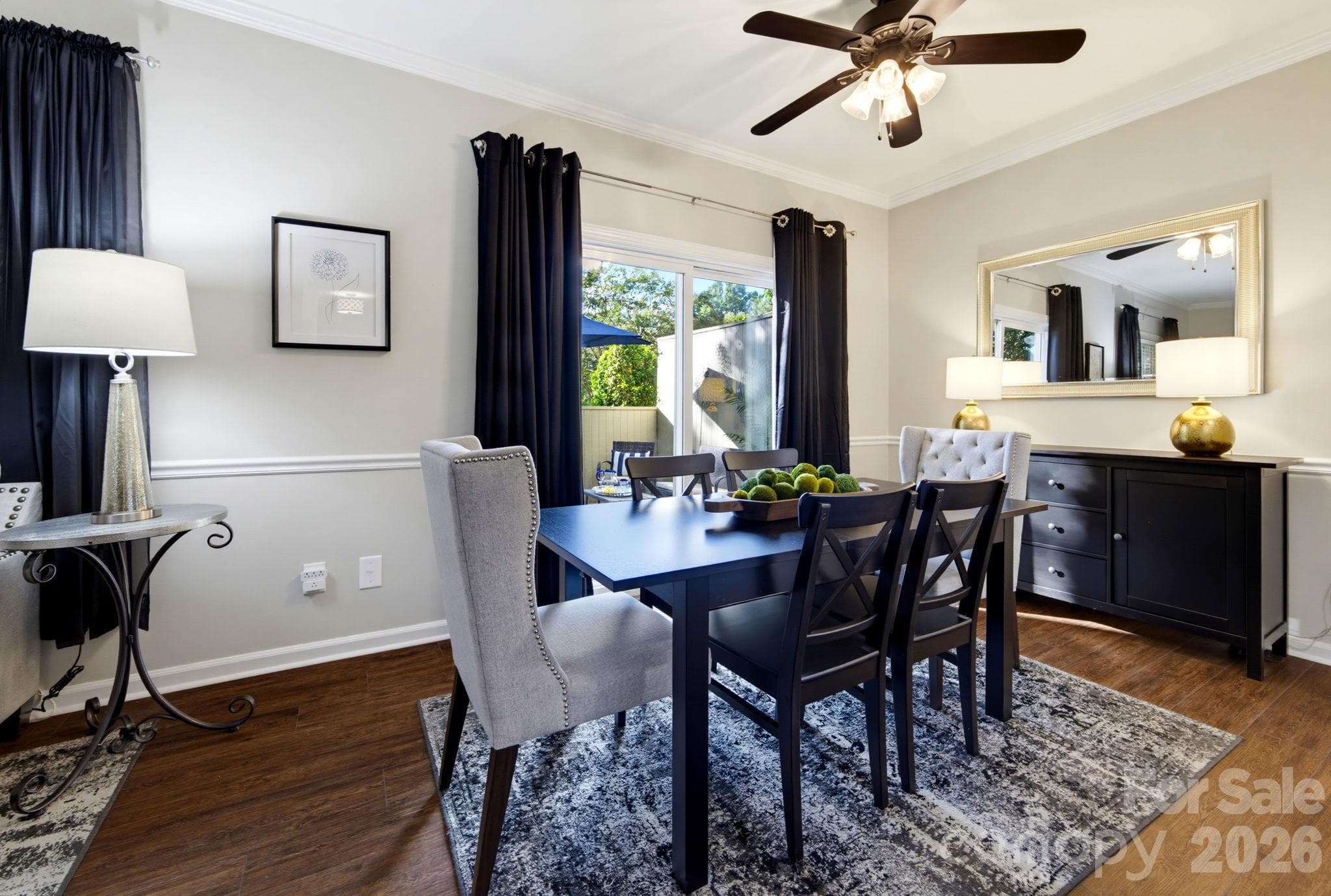 Spacious dining area with easy access for outdoor entertaining - 5901 Quail Hollow Road, Charlotte
