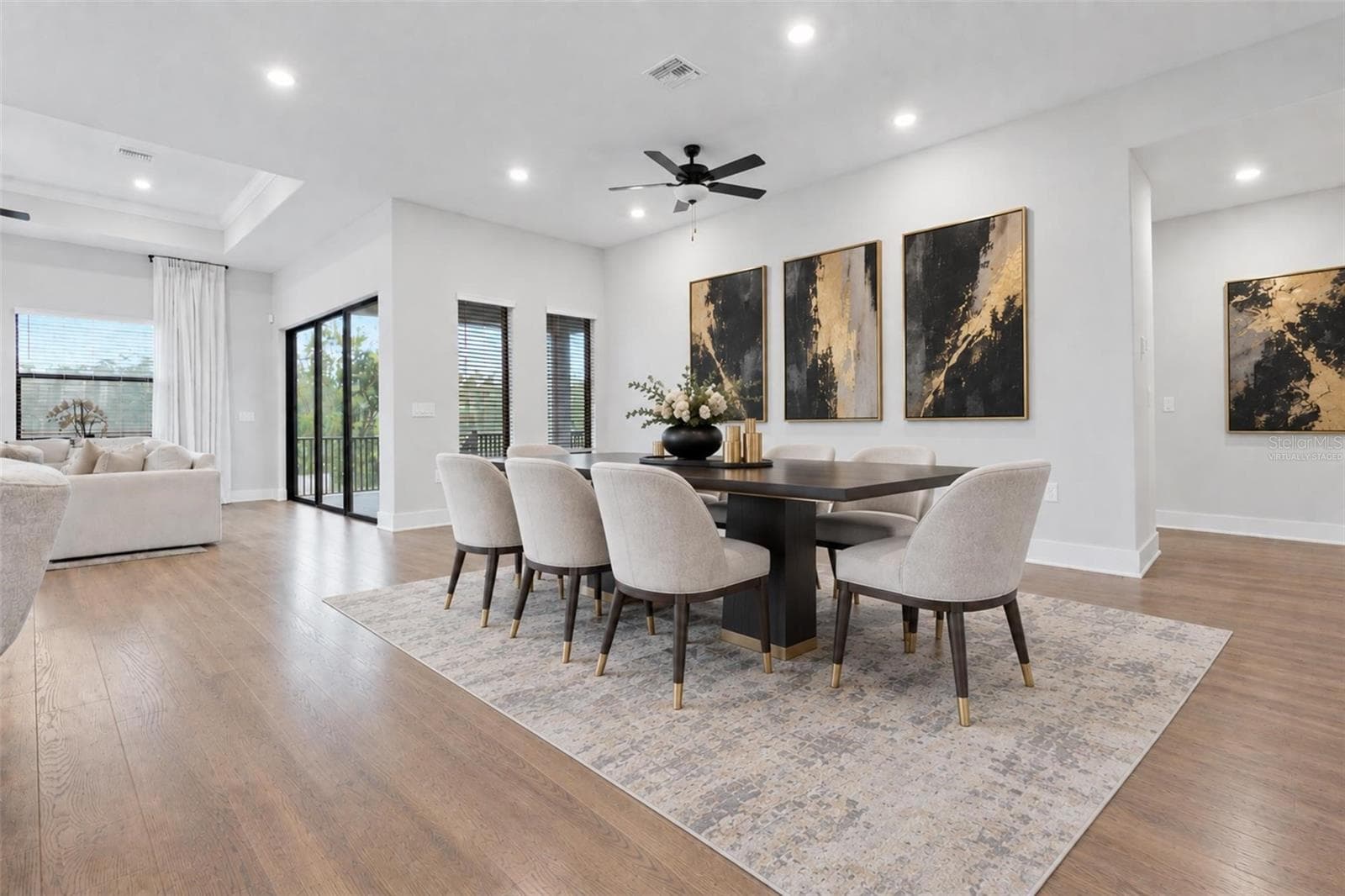 Virtually staged - 5583 SUMMIT VIEW DR, BROOKSVILLE